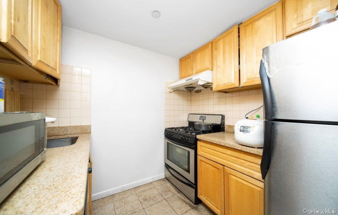 136-16 35th Avenue Unit: 7C thumbnail 8