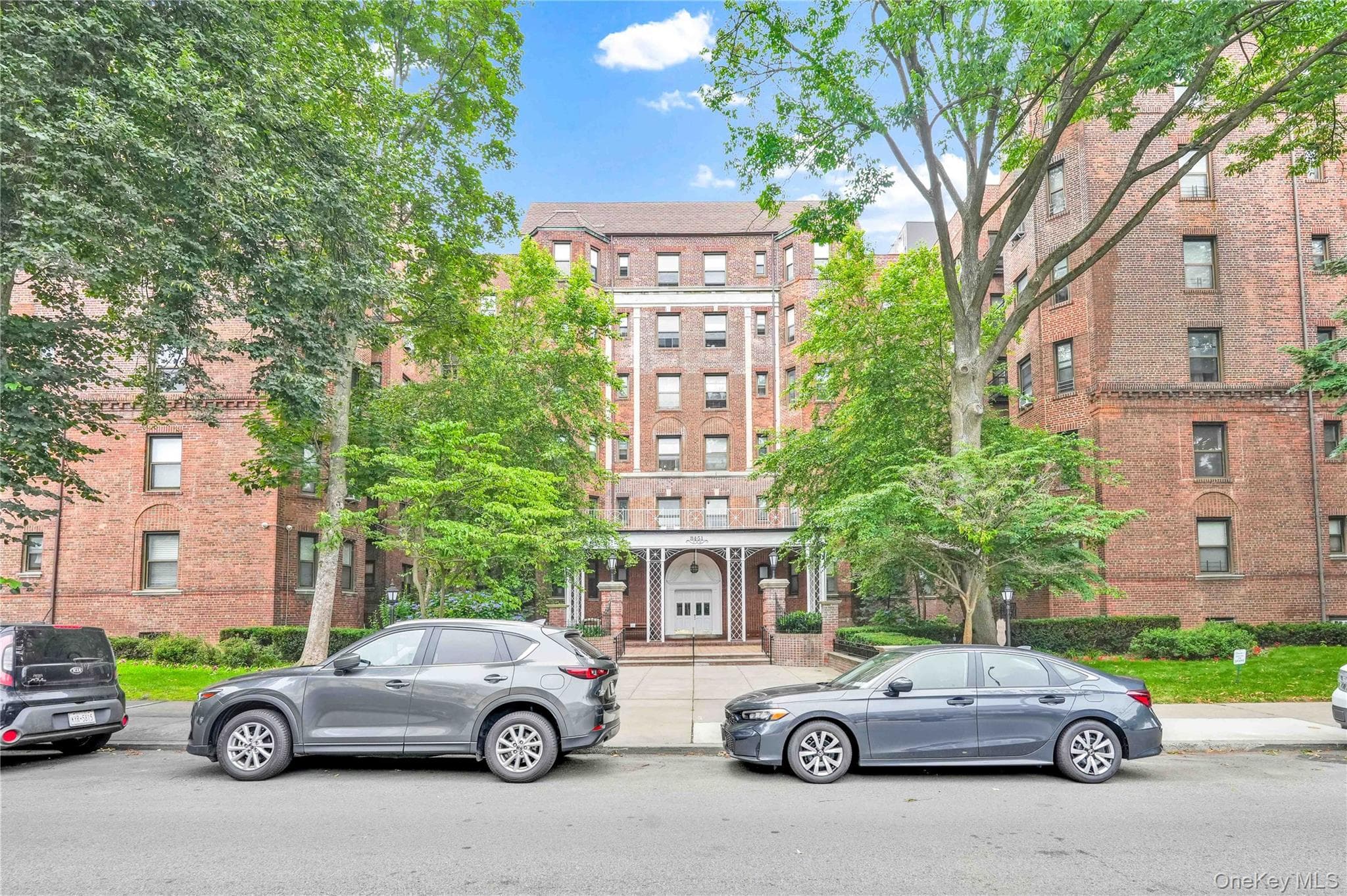84-51 Beverly Road Unit: 5P, Kew Gardens