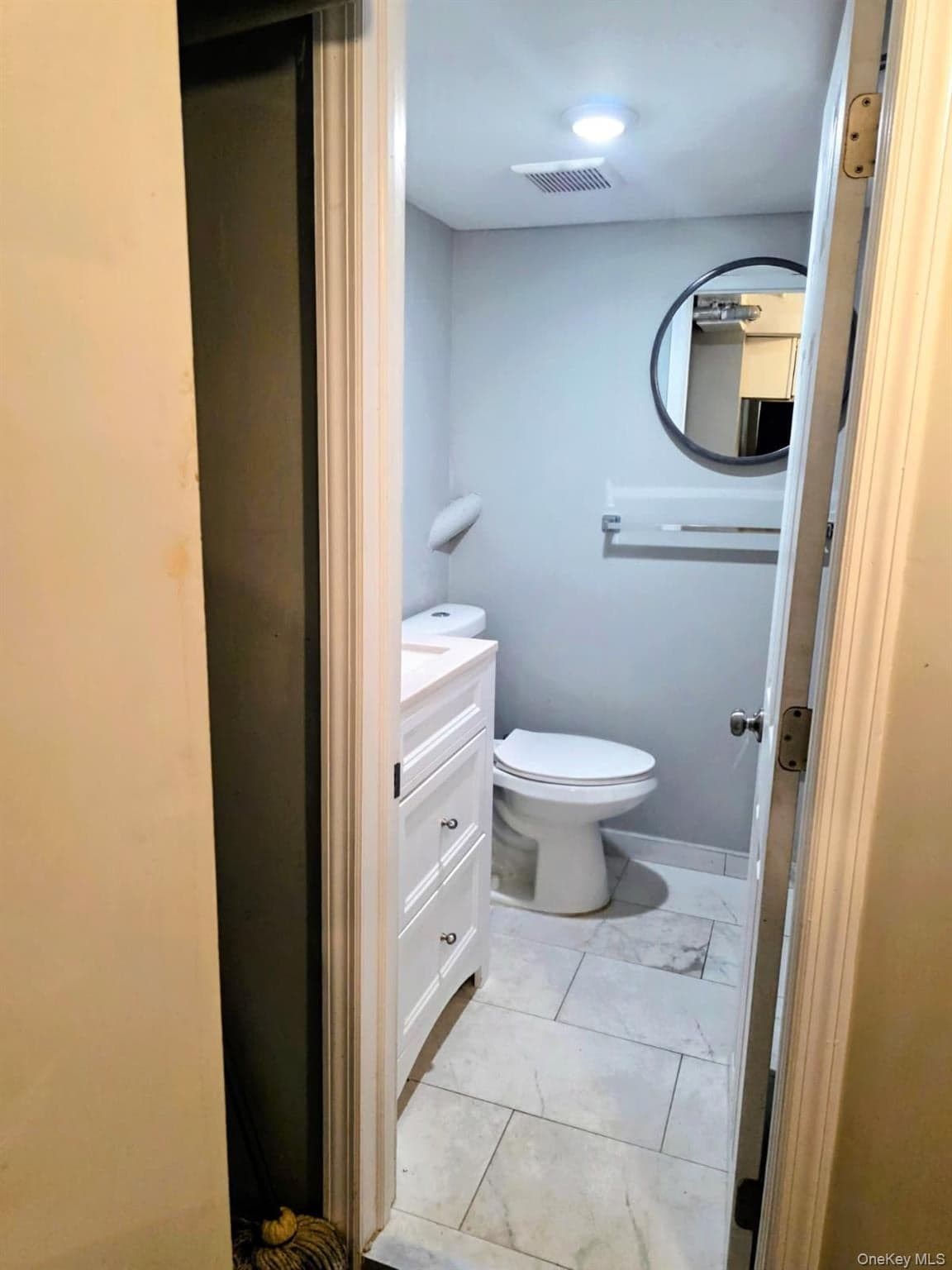 1015 Revere Avenue thumbnail 12