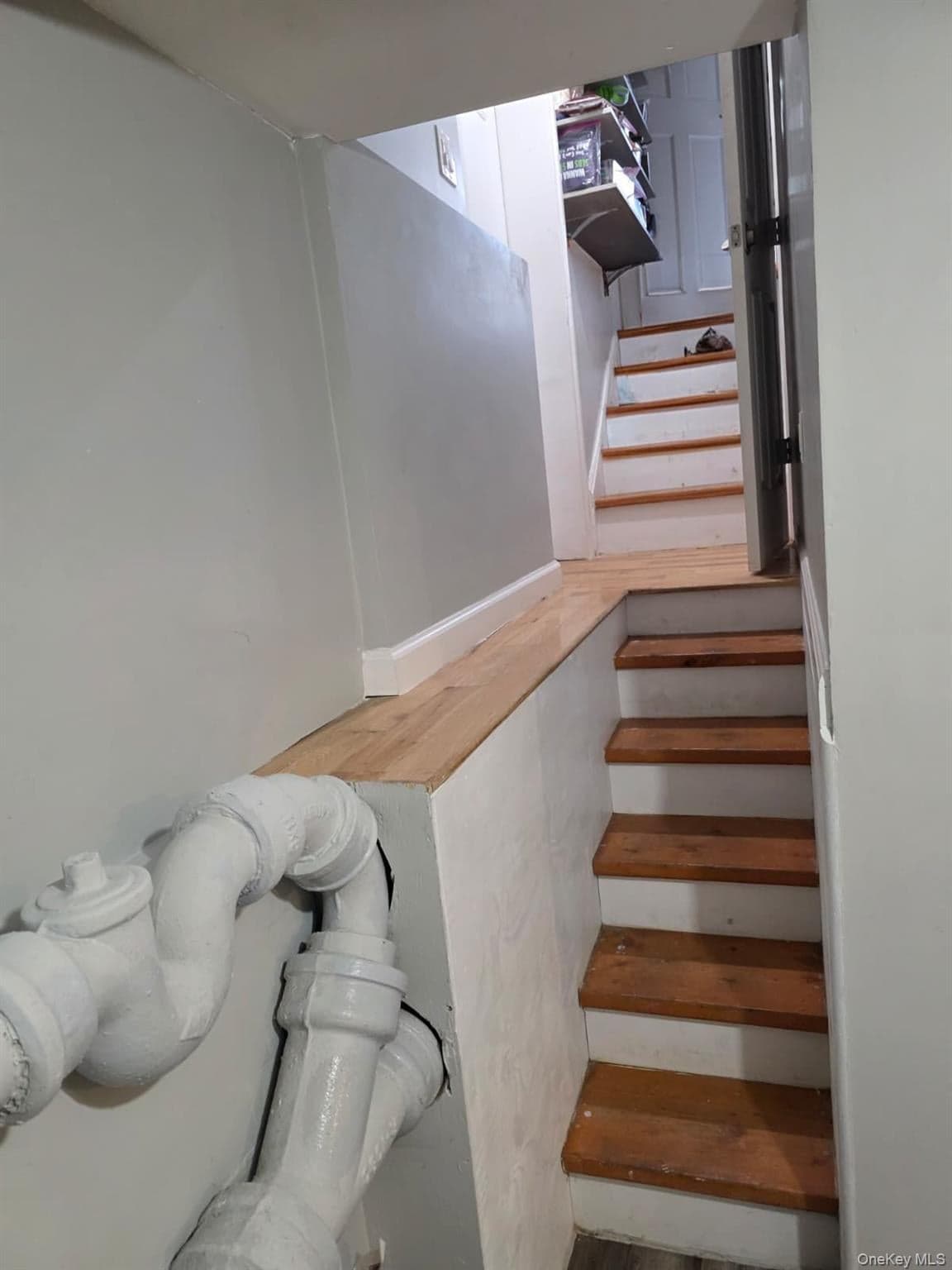 1015 Revere Avenue thumbnail 6
