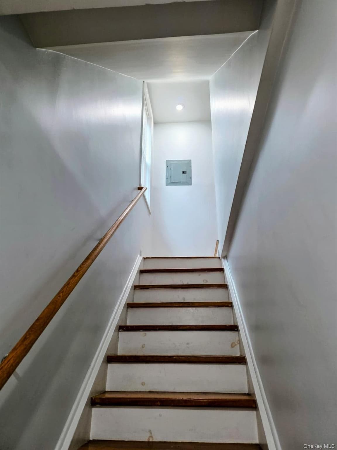 1015 Revere Avenue thumbnail 19