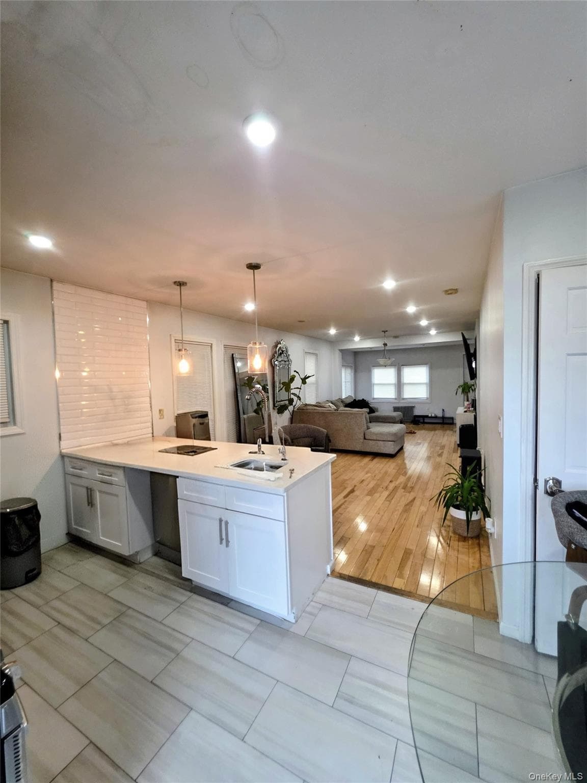1015 Revere Avenue thumbnail 5