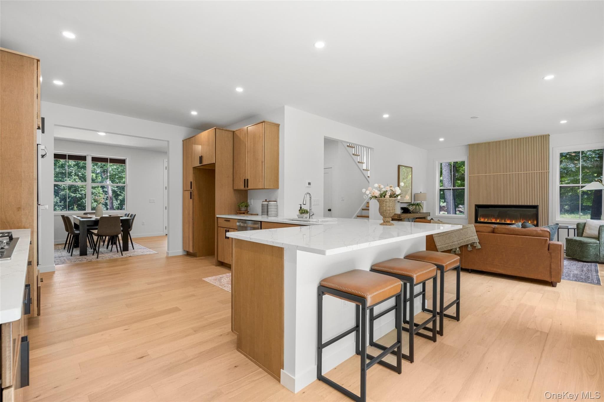 45 Maple Hill Drive thumbnail 15