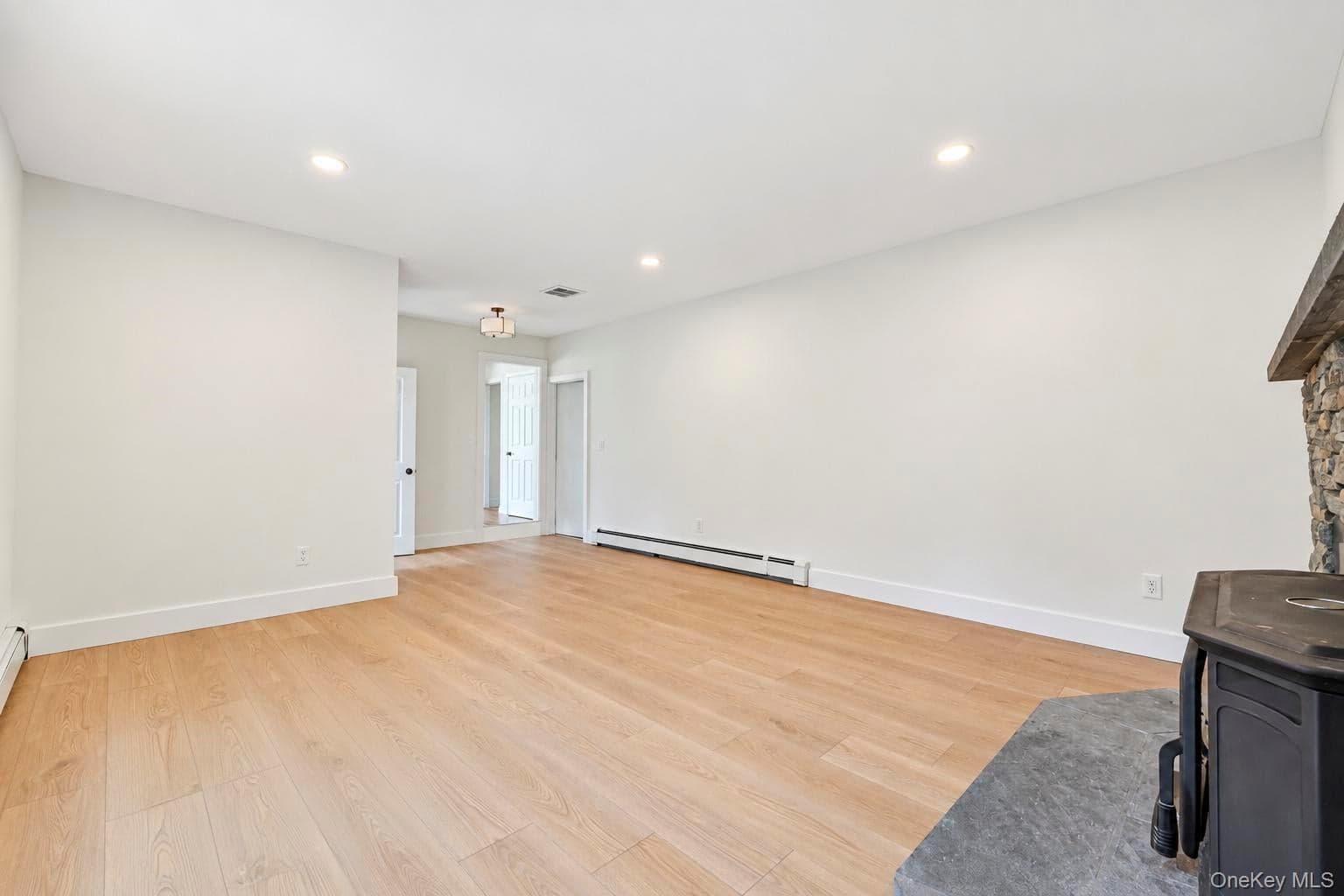 284 Marlin Street thumbnail 32