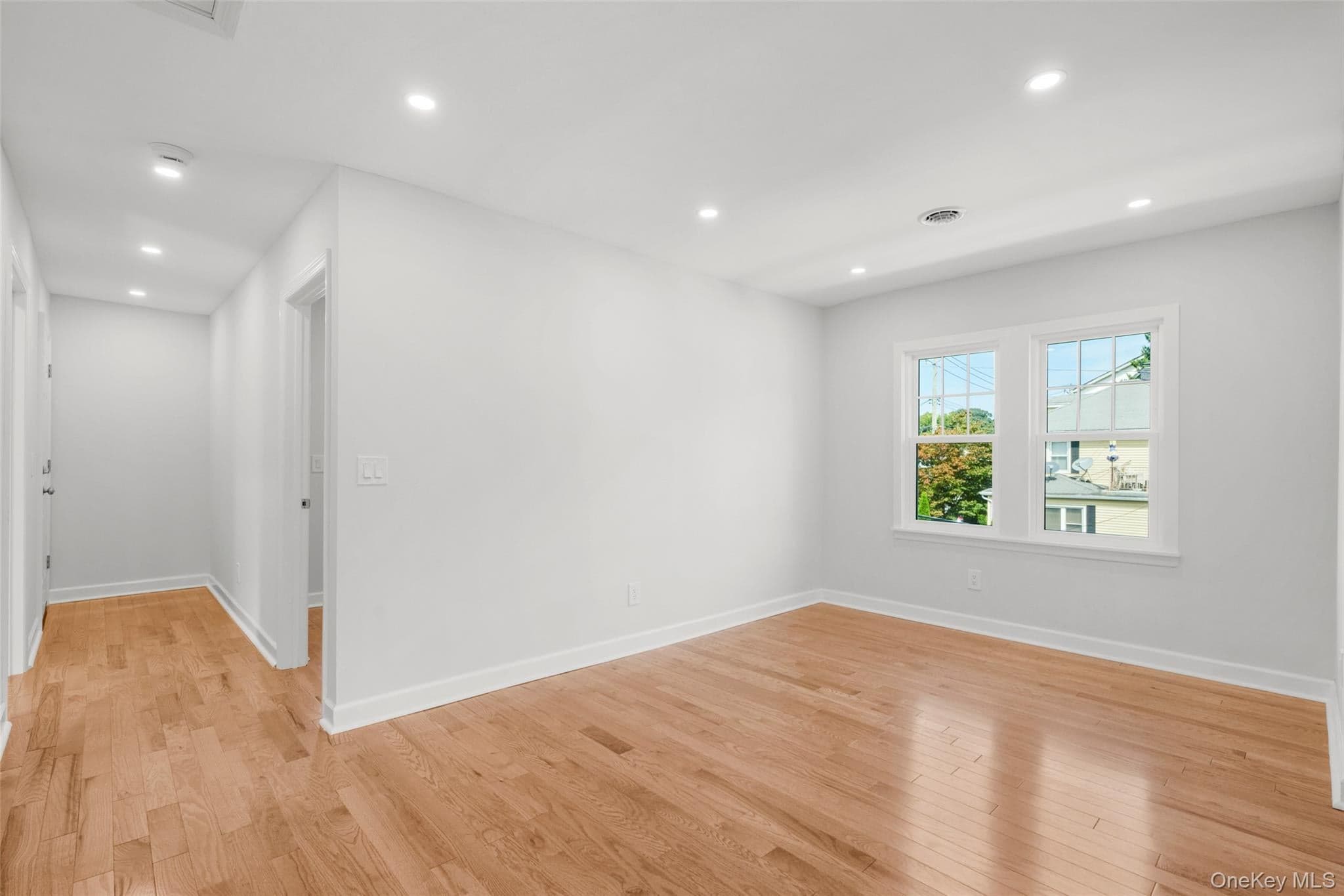 823 Lester Avenue thumbnail 14
