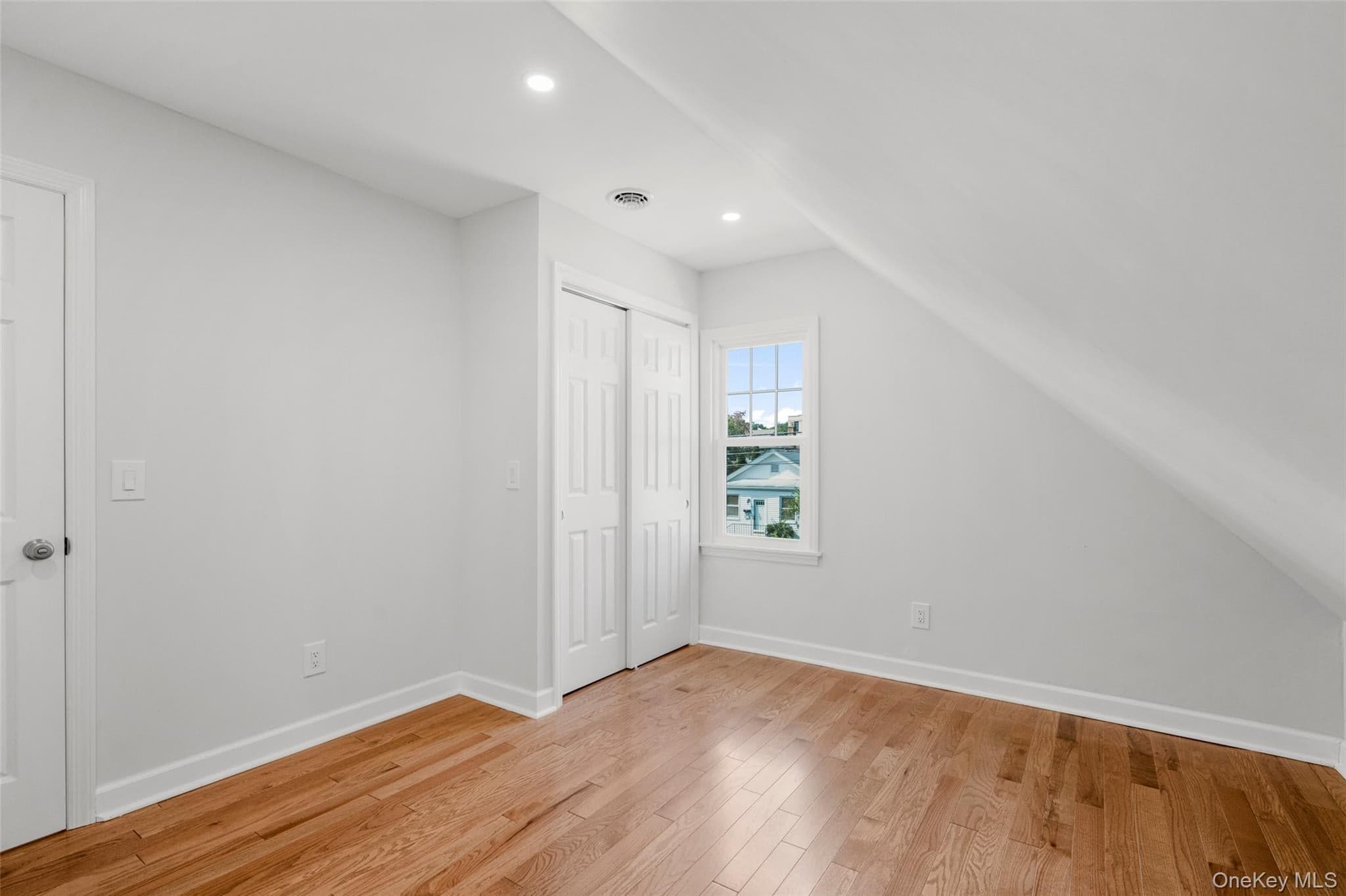 823 Lester Avenue thumbnail 20