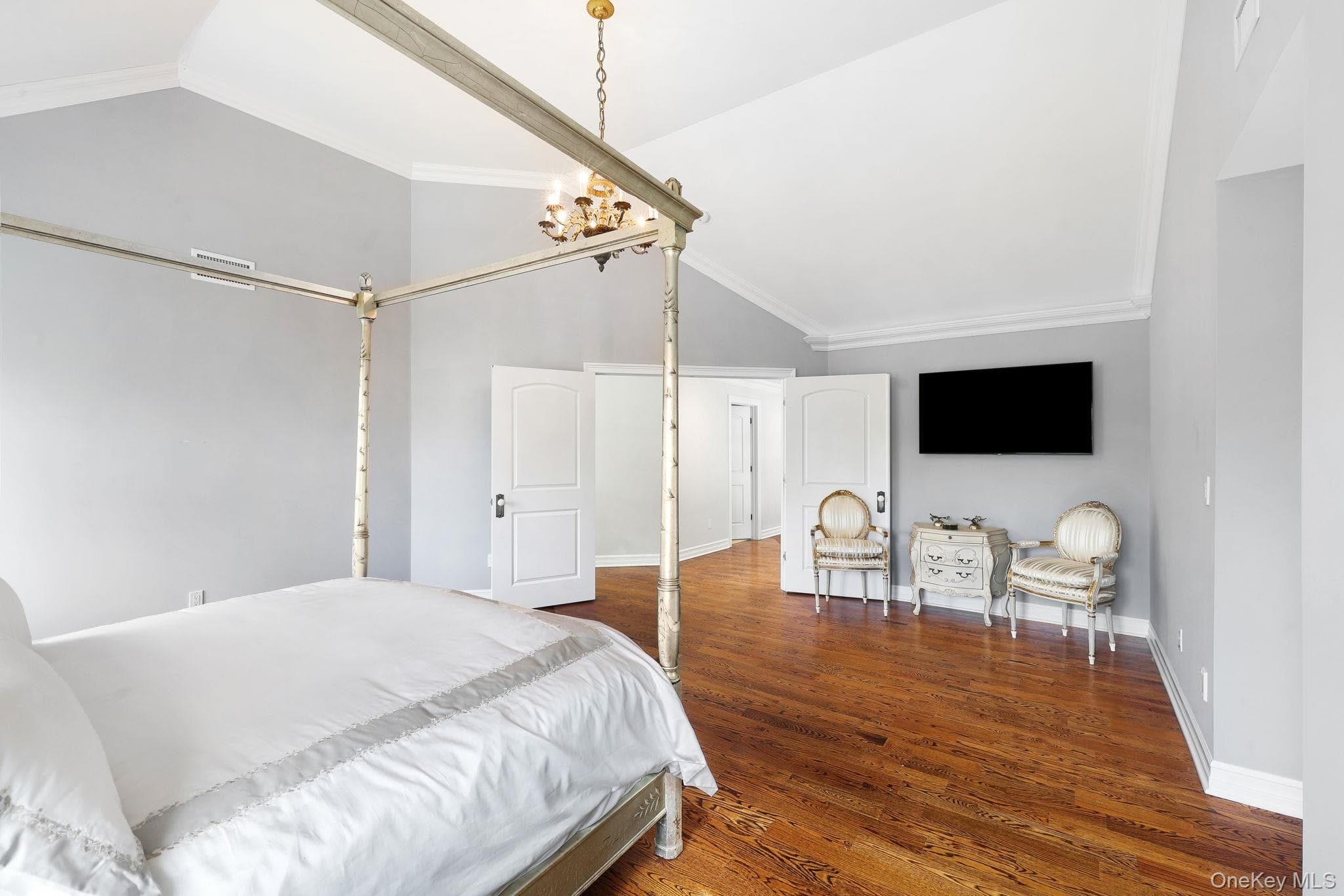 31 Greenwich Avenue thumbnail 32