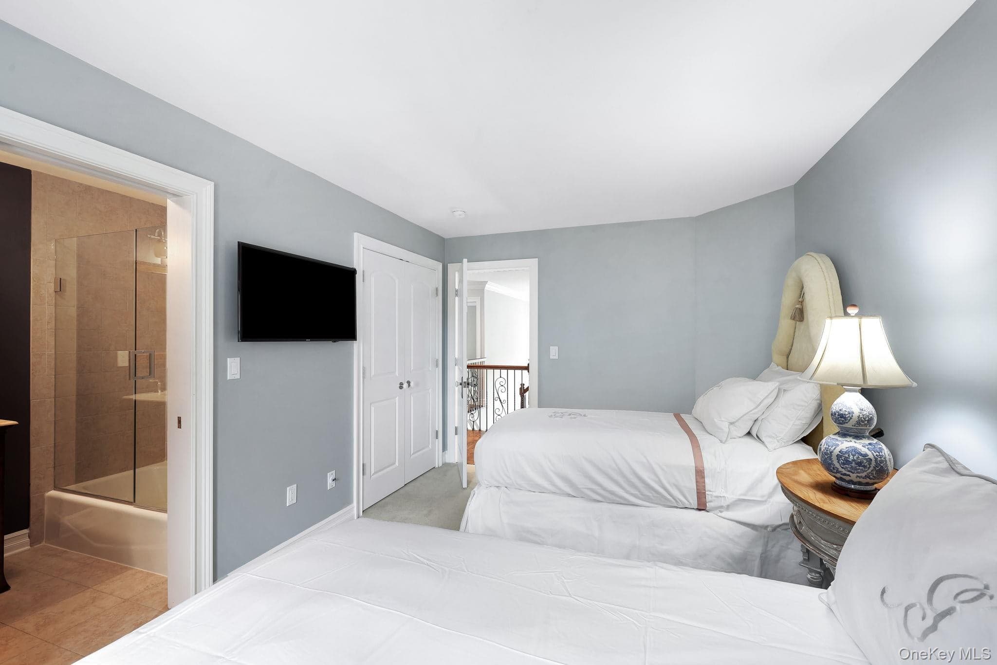 31 Greenwich Avenue thumbnail 35