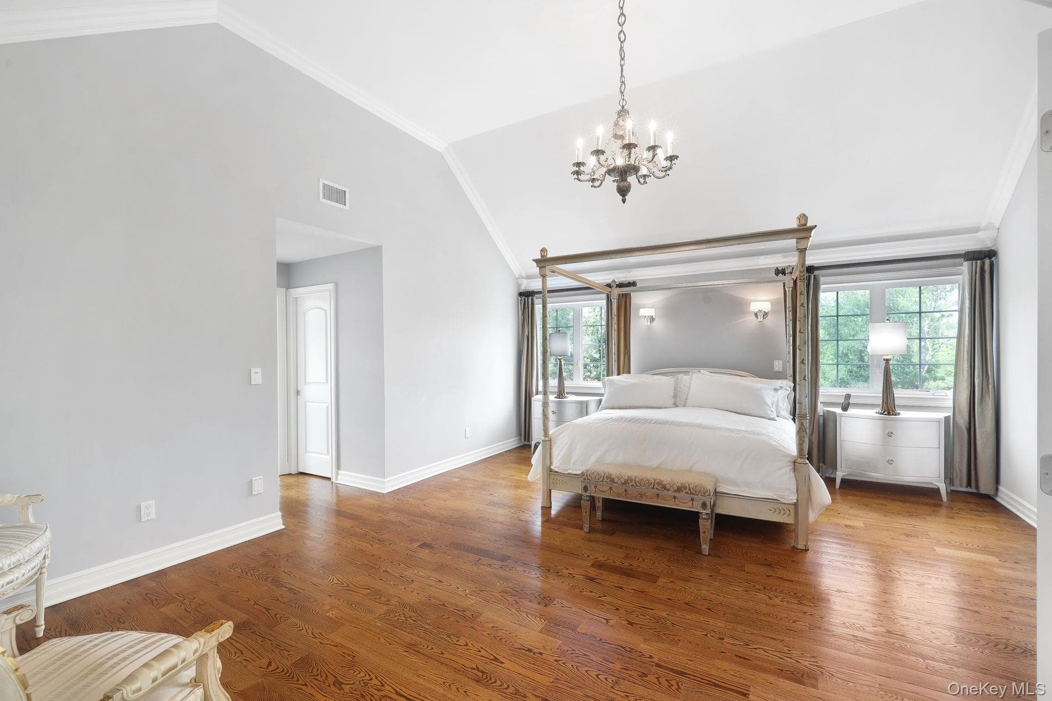 31 Greenwich Avenue thumbnail 28