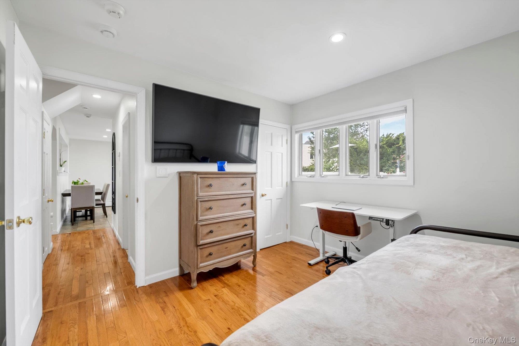 1055 Jefferson Street thumbnail 10