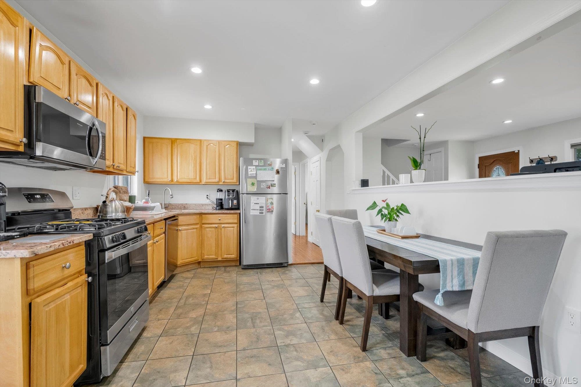 1055 Jefferson Street thumbnail 5