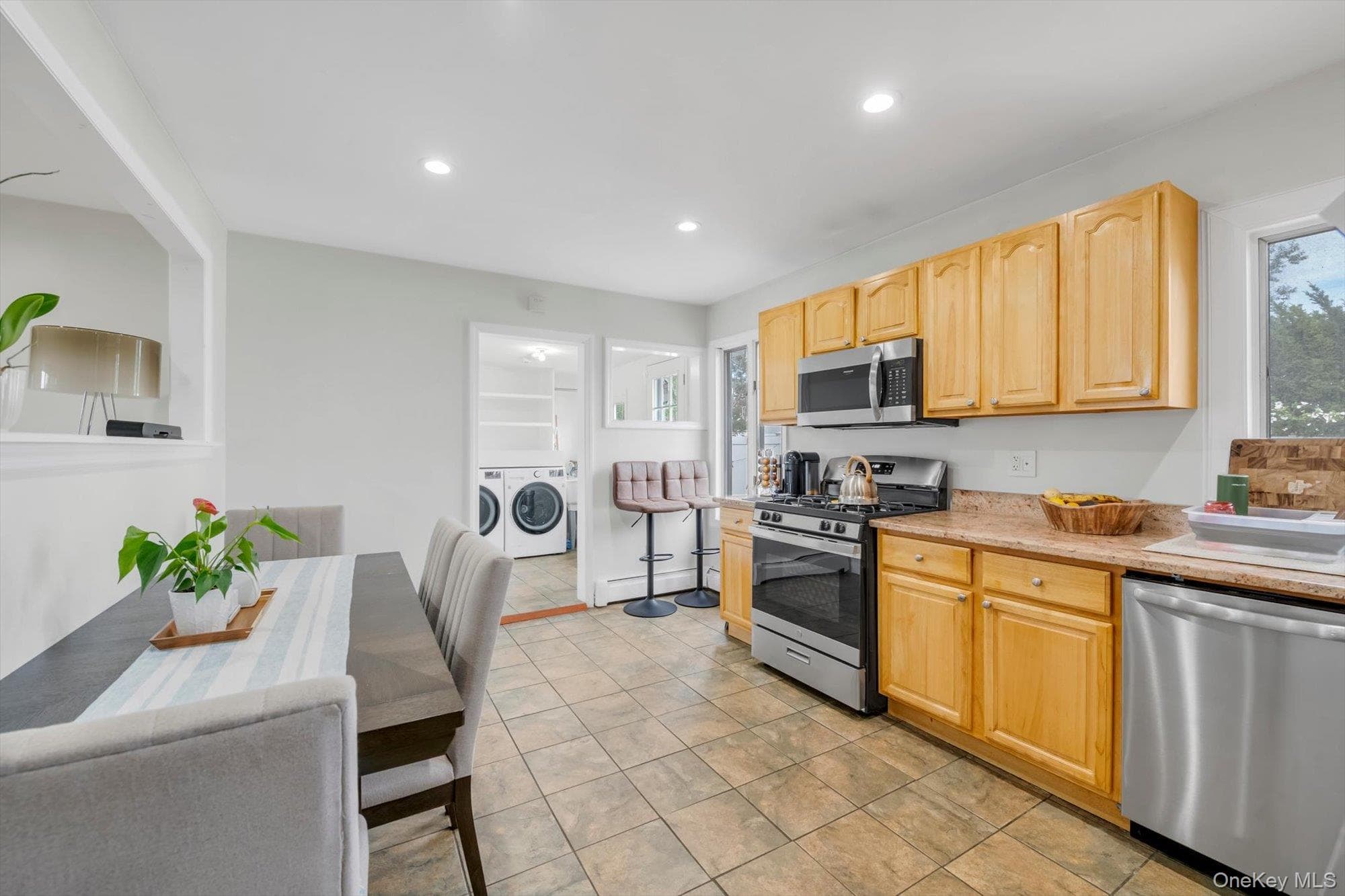 1055 Jefferson Street thumbnail 6