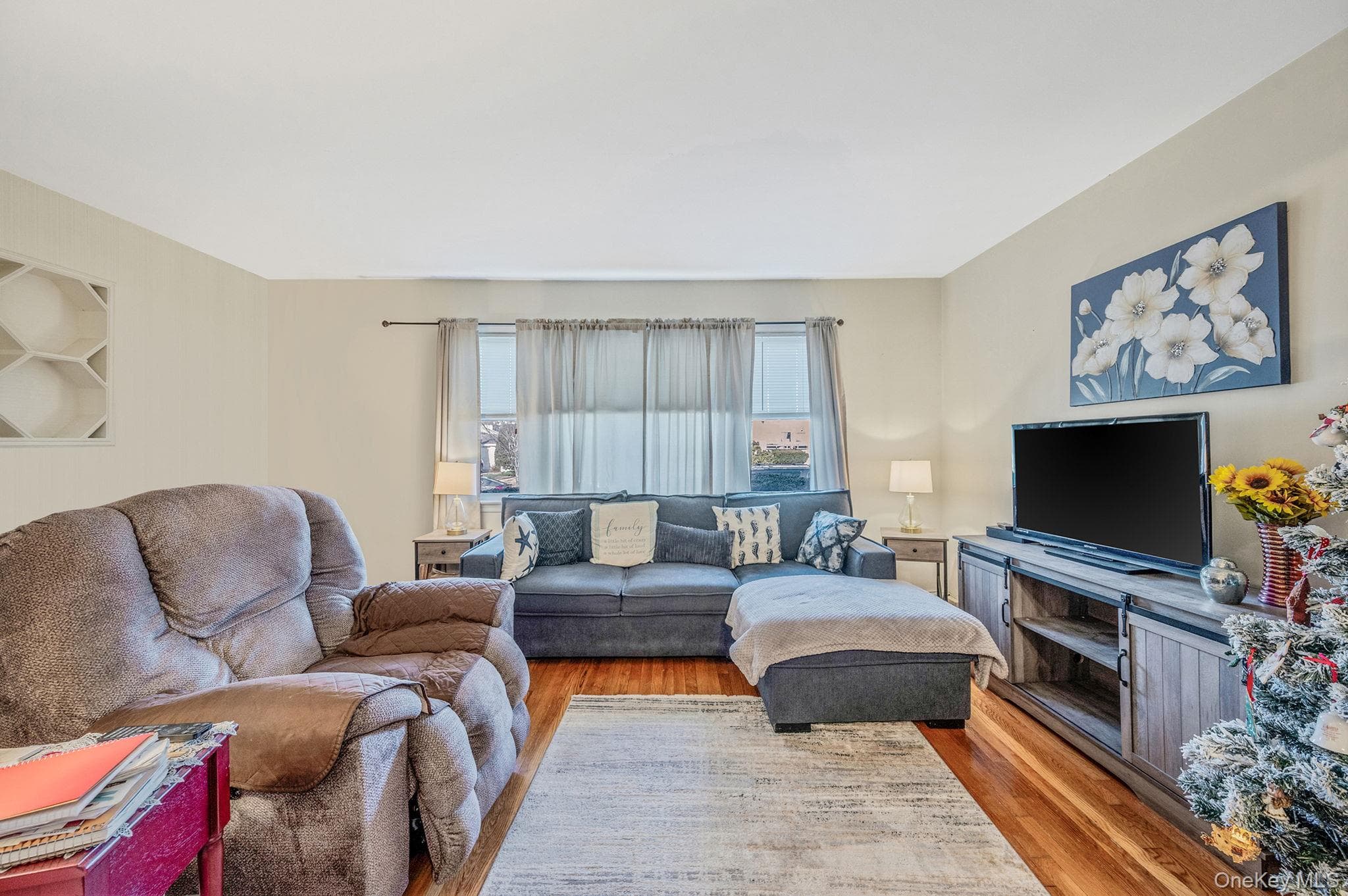 34 Meyer Avenue thumbnail 17