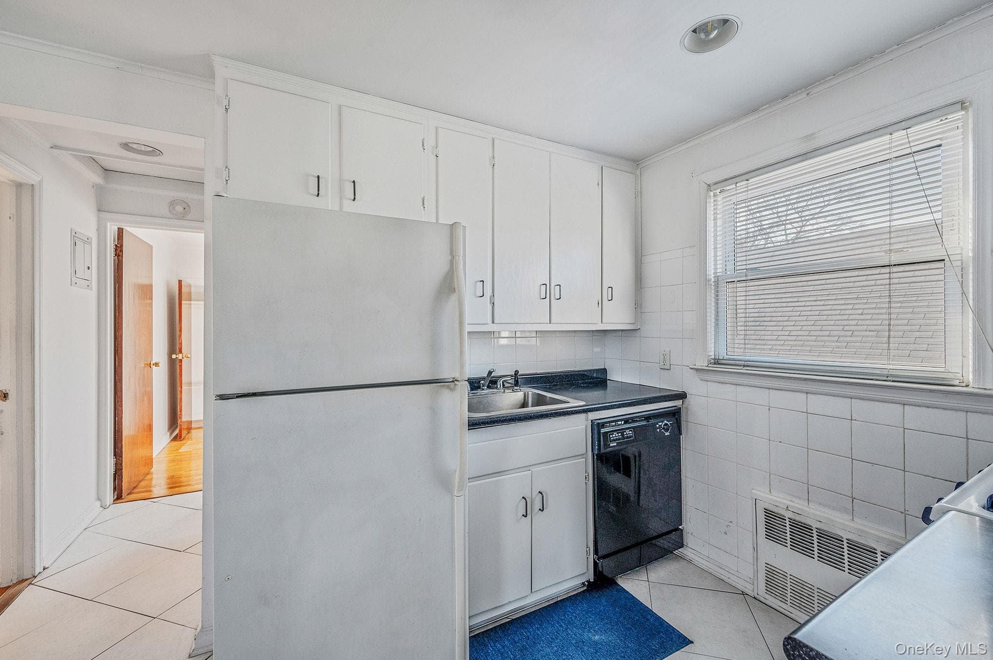 34 Meyer Avenue thumbnail 35