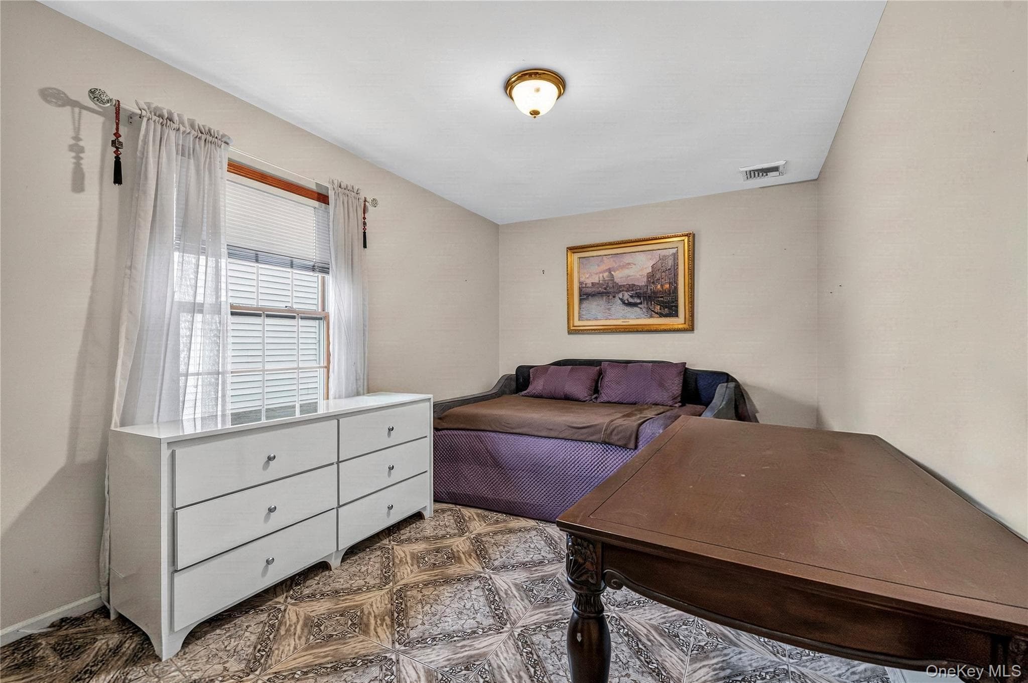 214 Avery Place thumbnail 21