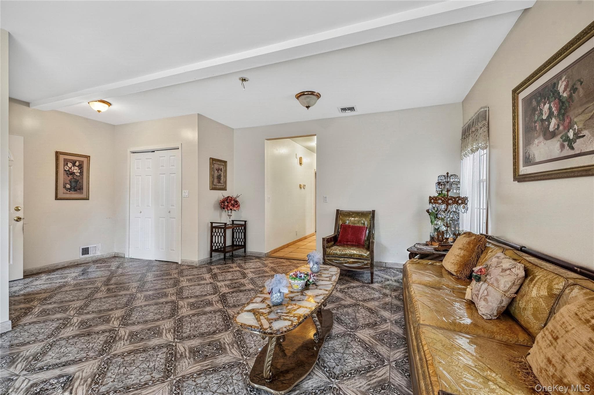 214 Avery Place thumbnail 5