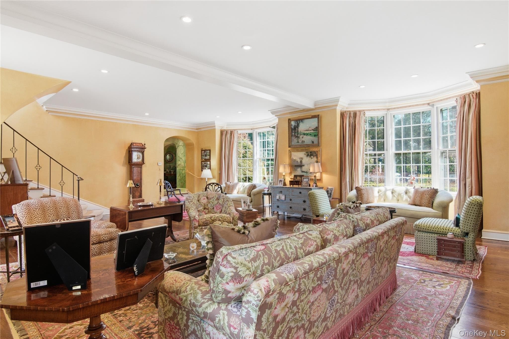 285 Piping Rock Road thumbnail 8