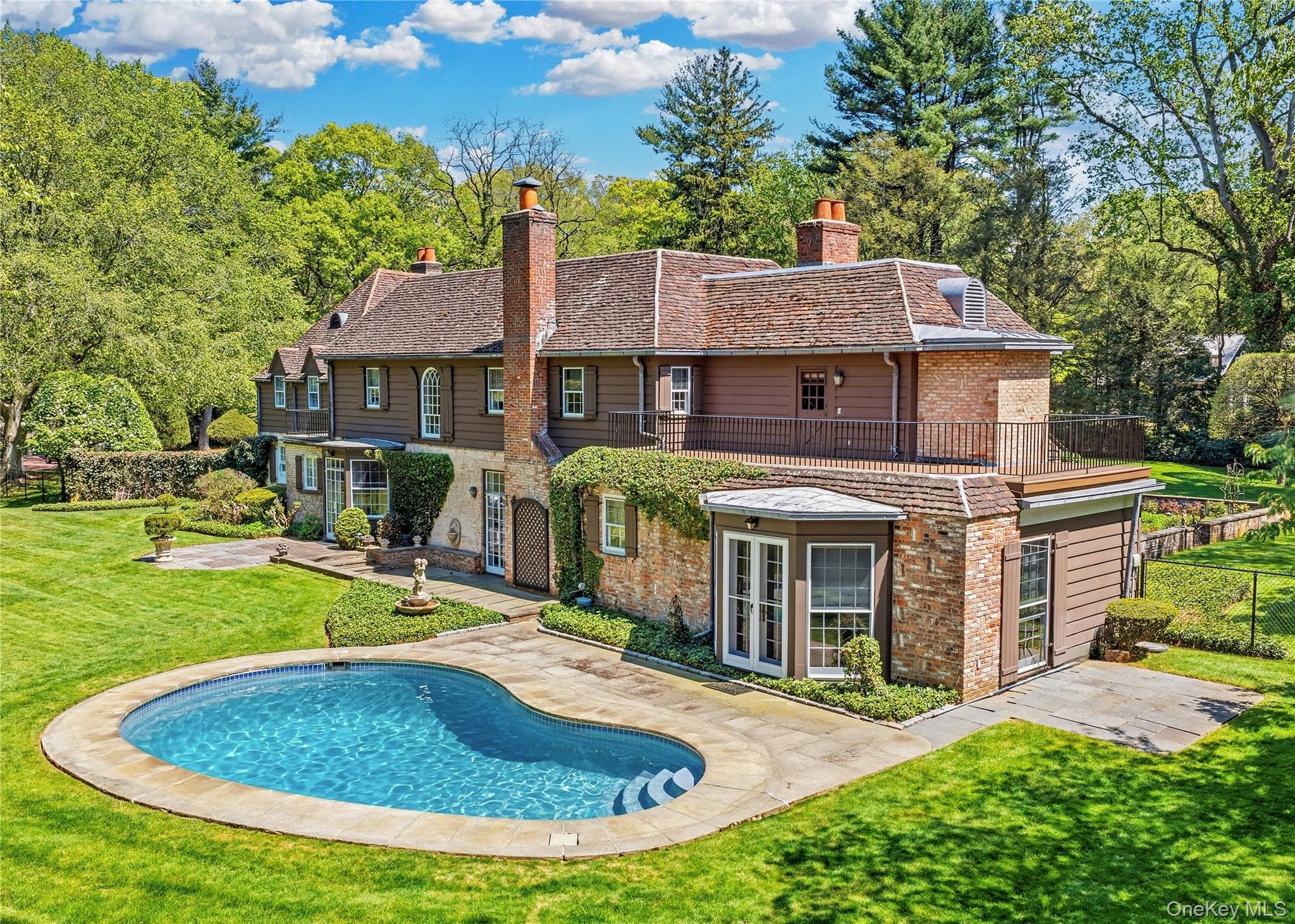 285 Piping Rock Road thumbnail 25