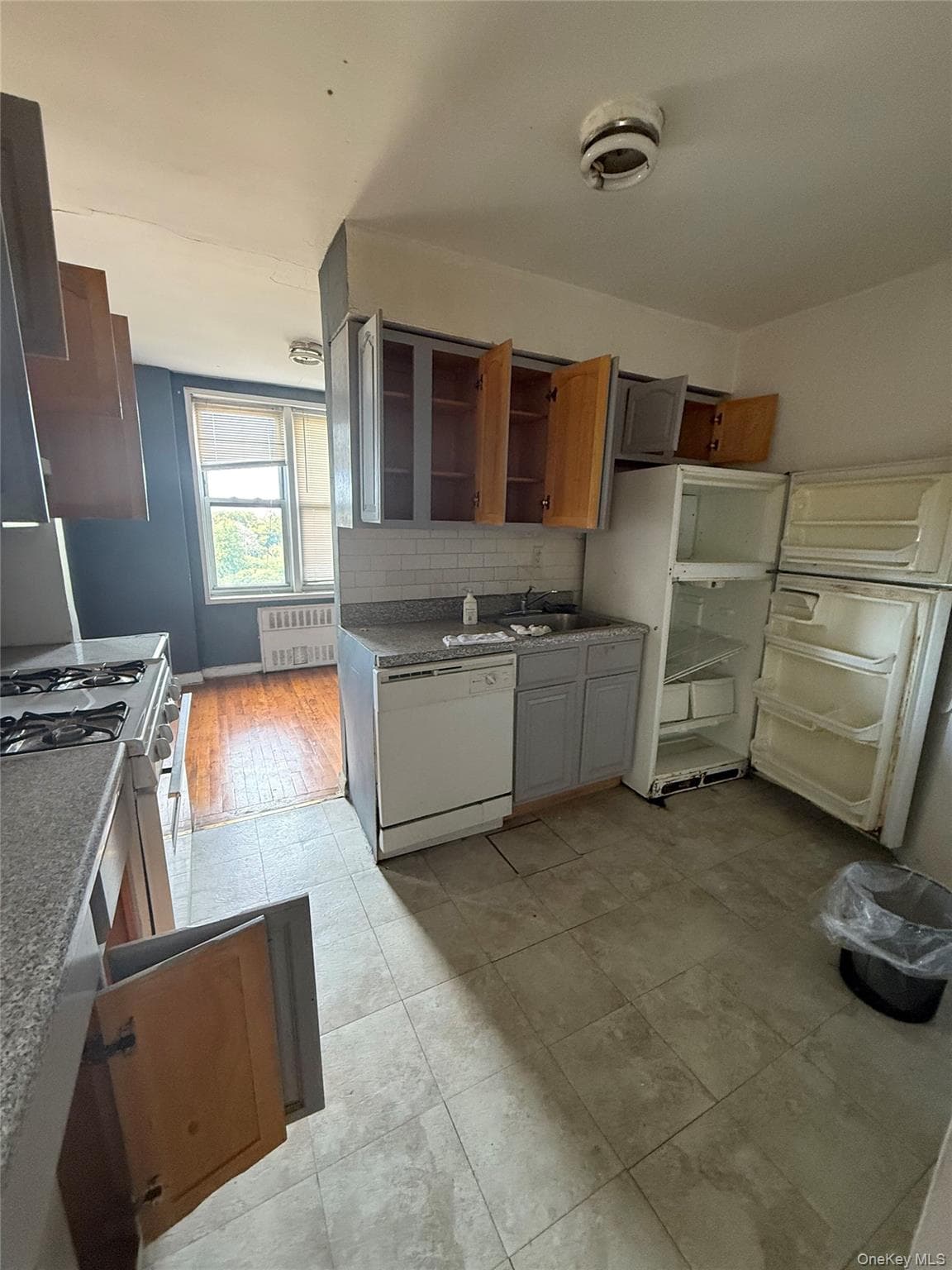 86-16 60th Avenue Unit: 4L thumbnail 4
