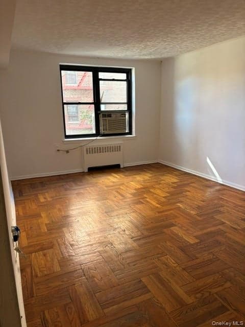 88-09 Northern Blvd Unit: A104 thumbnail 6