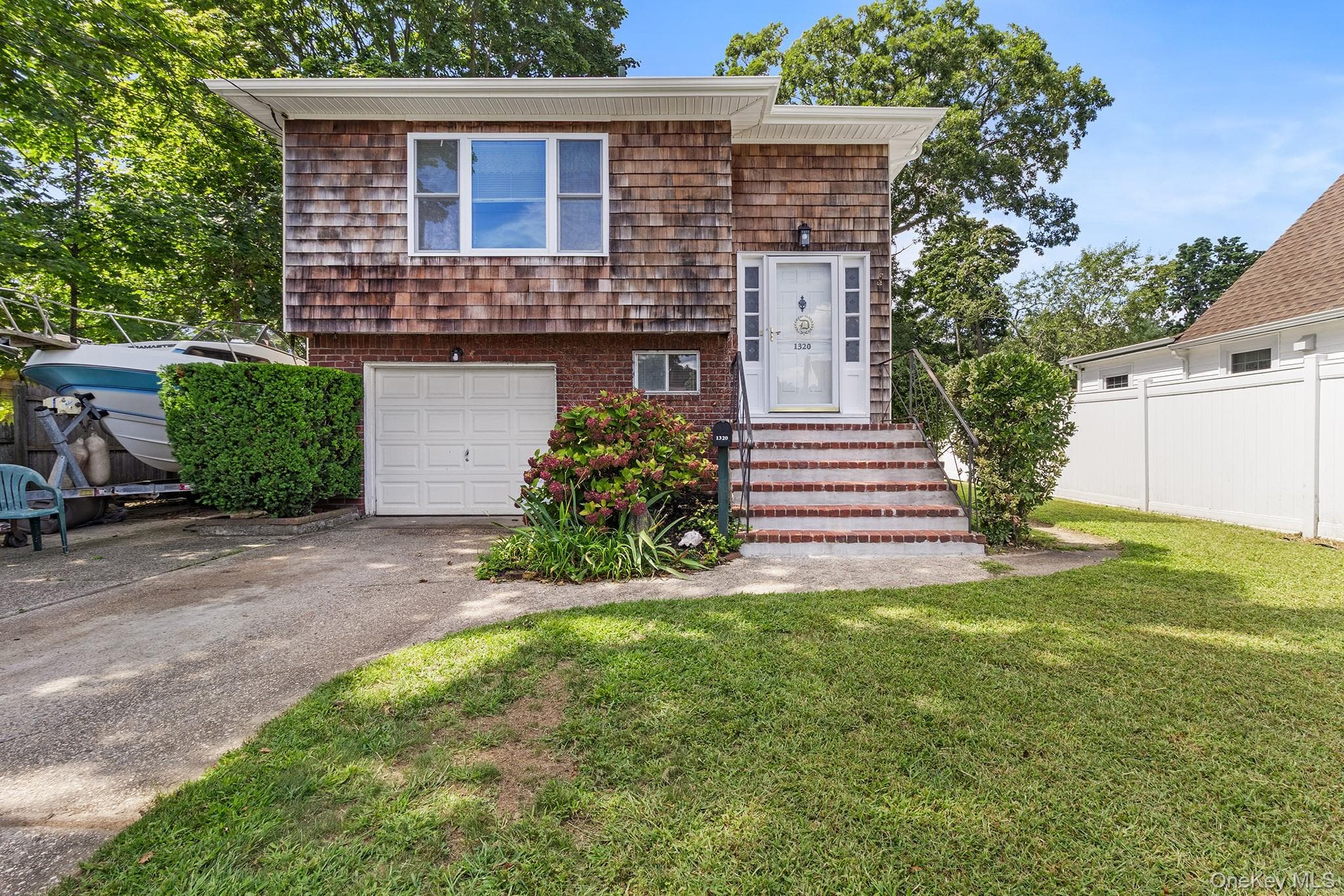 1320 Pine Acres Boulevard photo 1