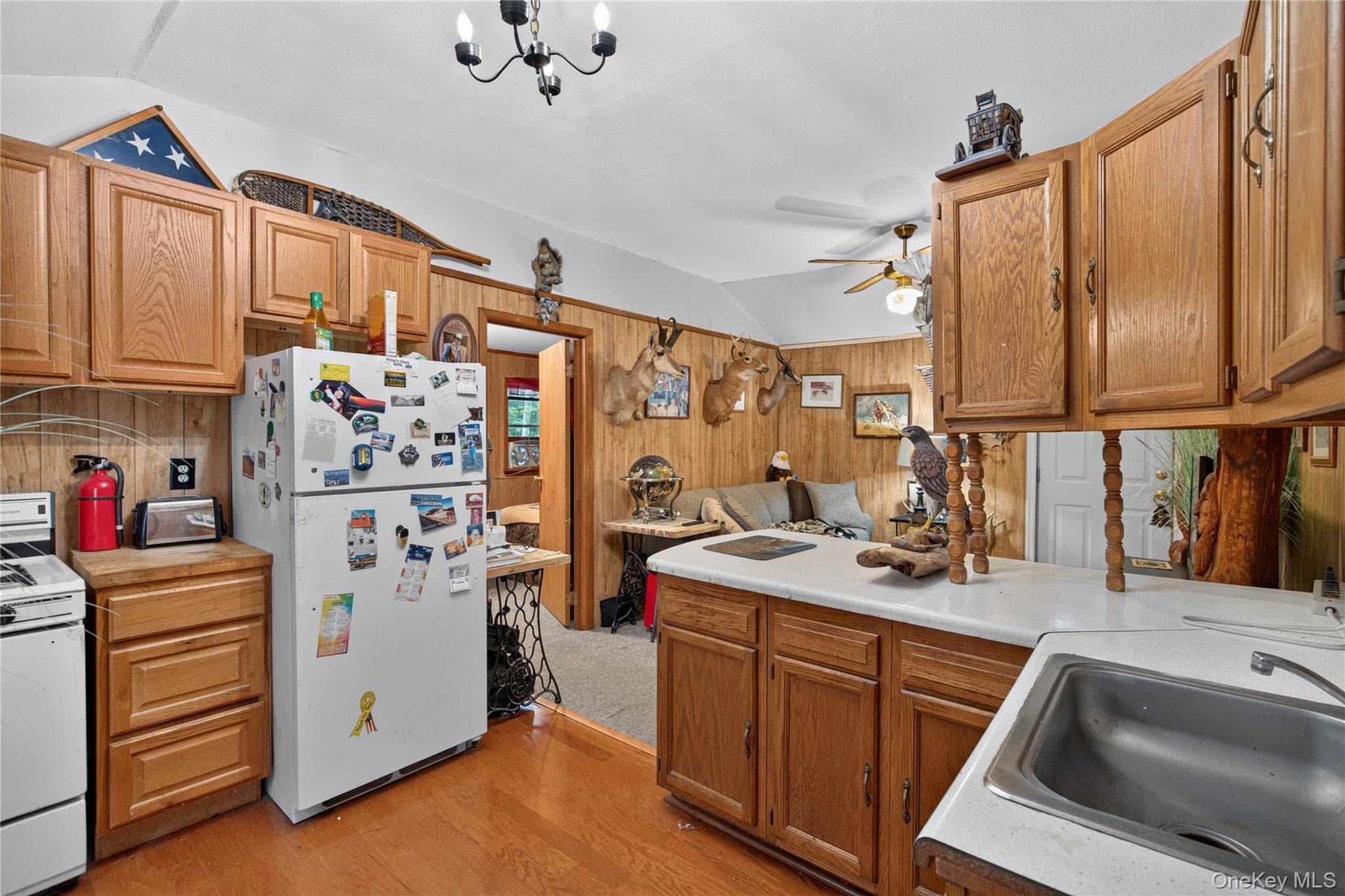 33 E Crossman Avenue thumbnail 8