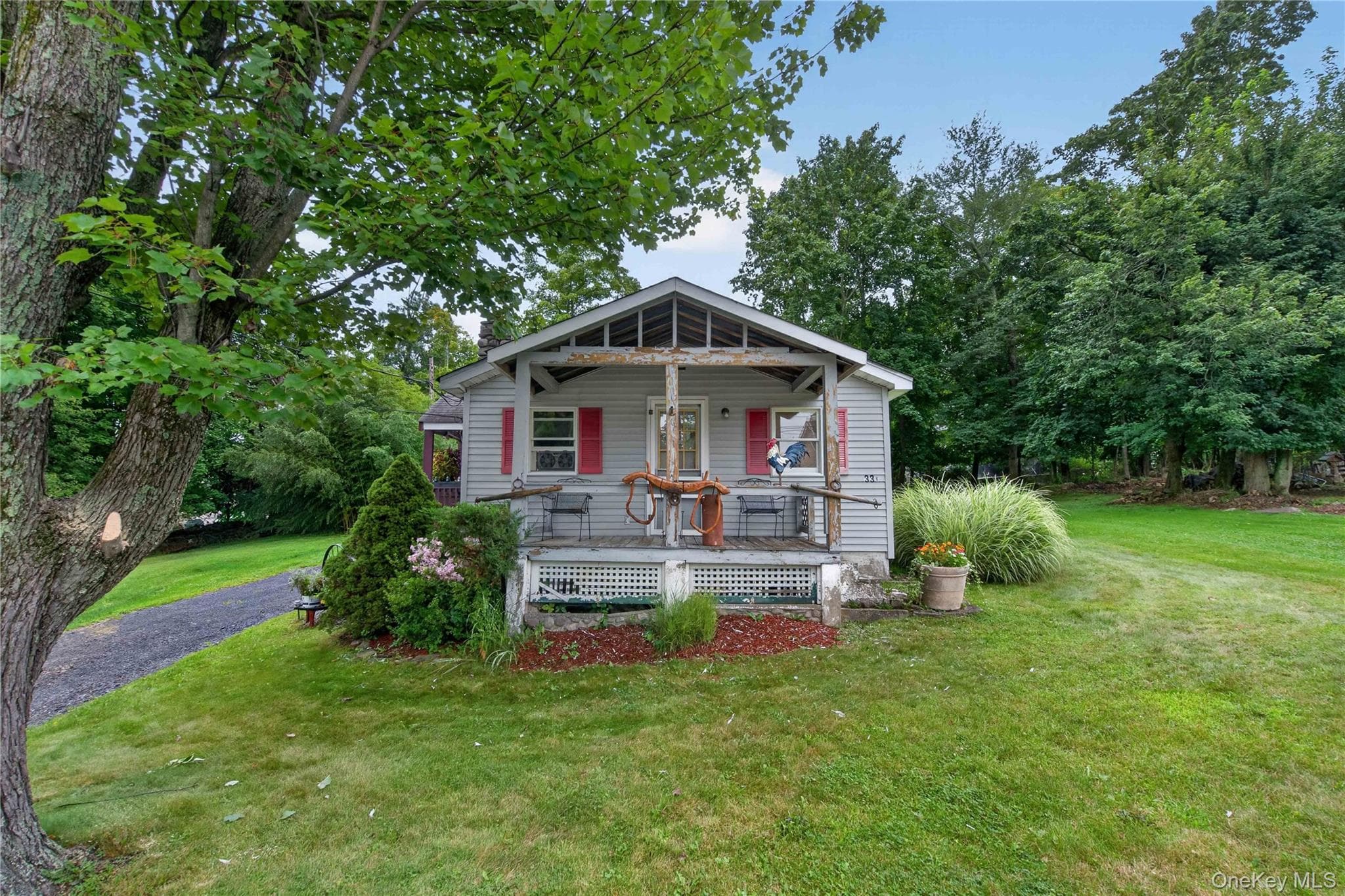 33 E Crossman Avenue thumbnail 3