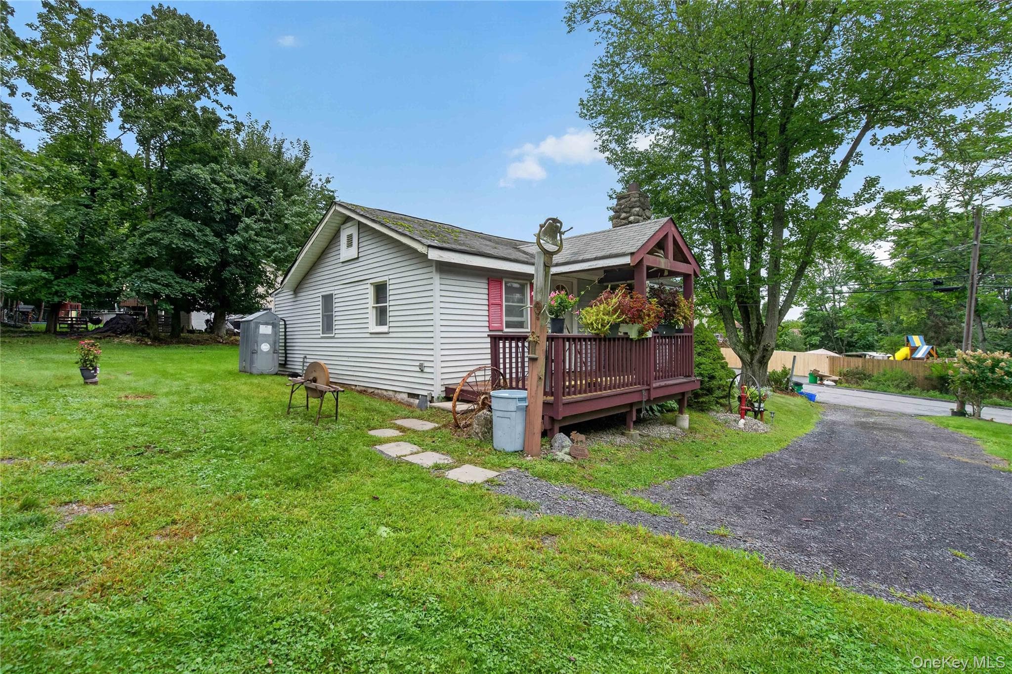 33 E Crossman Avenue thumbnail 19