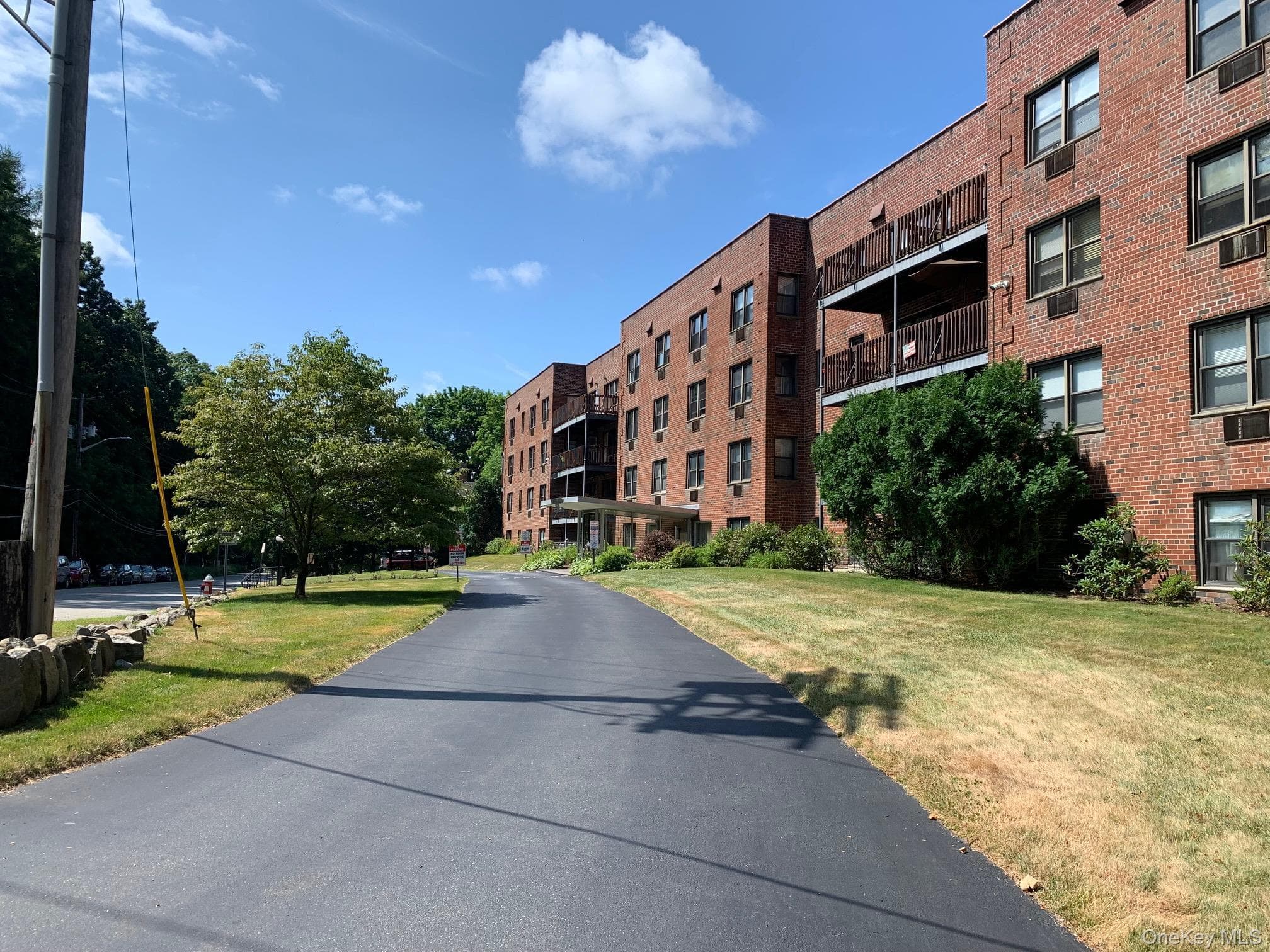 5 Oakdale Manor Unit: L22 thumbnail 2