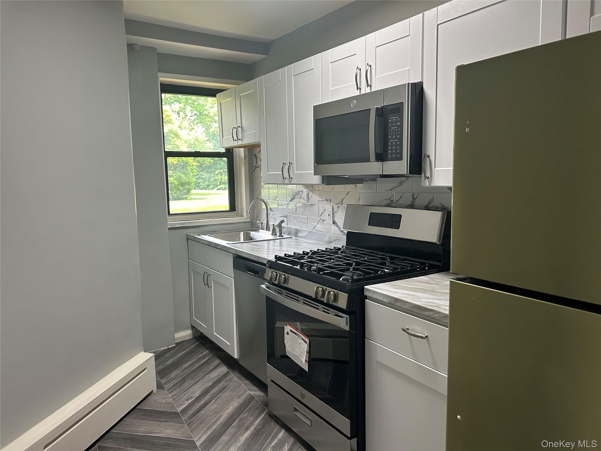 5 Oakdale Manor Unit: L22 thumbnail 9