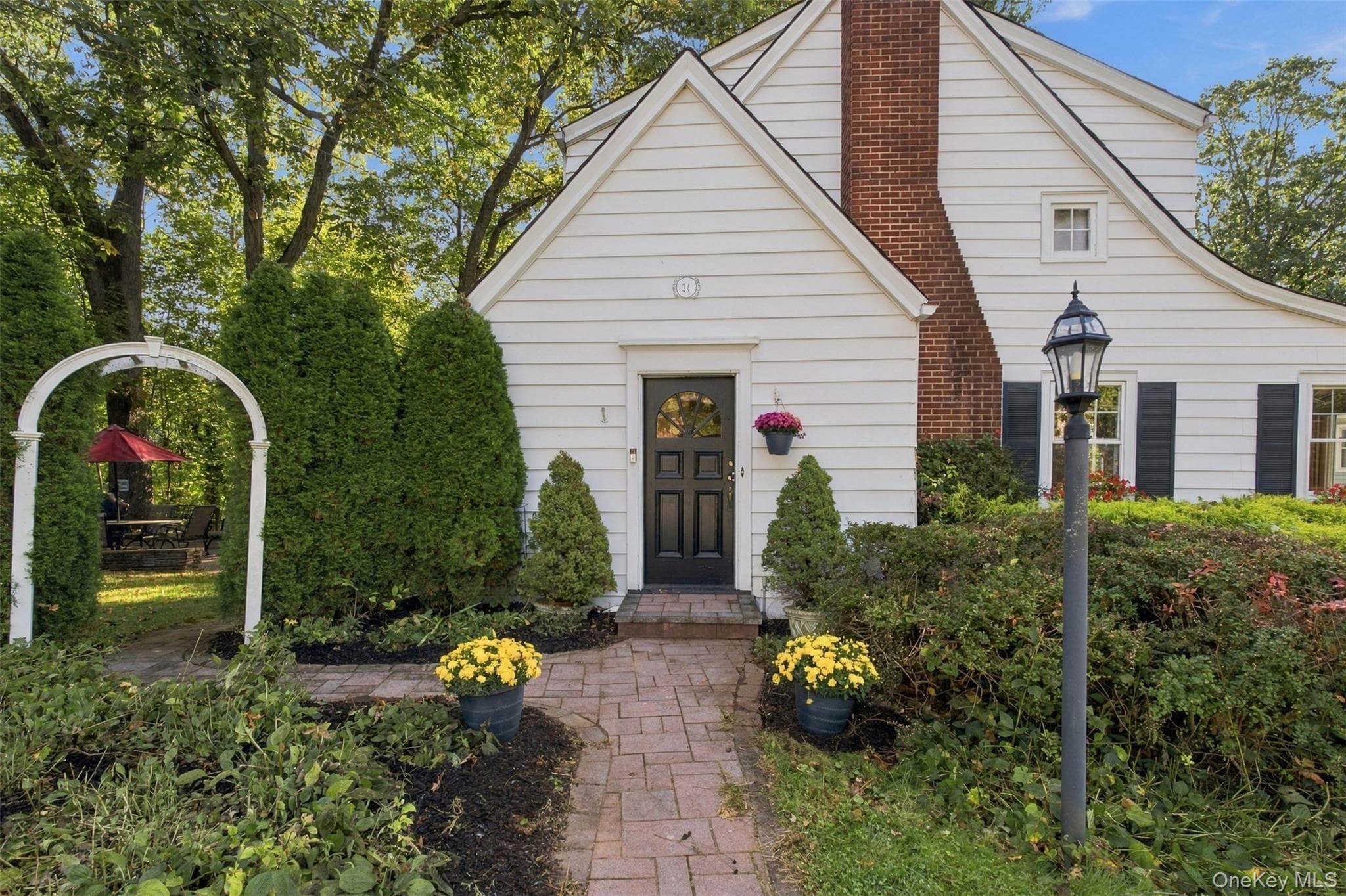 34 General Heath Avenue, White Plains