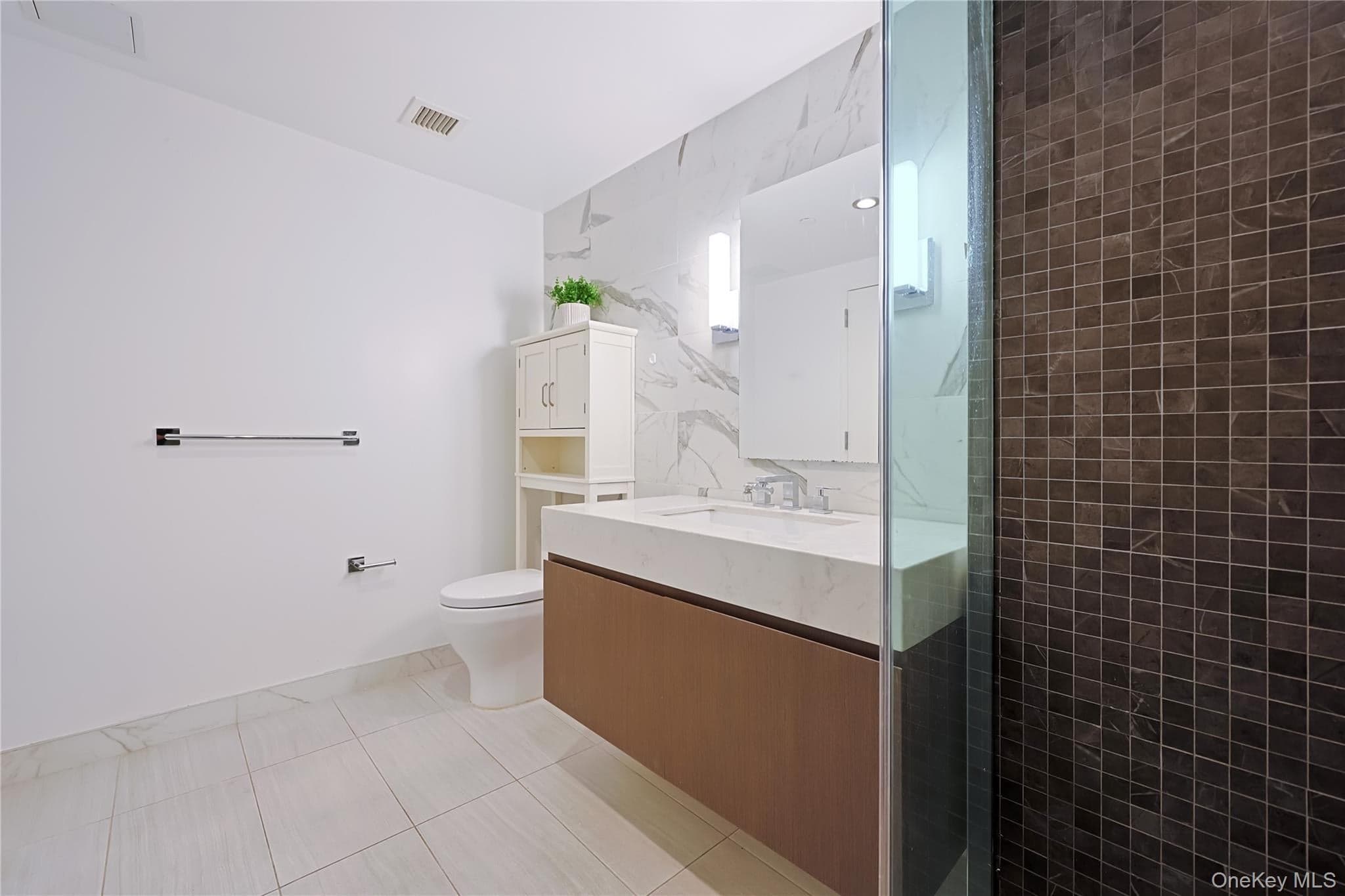 13835 39th Avenue Unit: 4B thumbnail 15