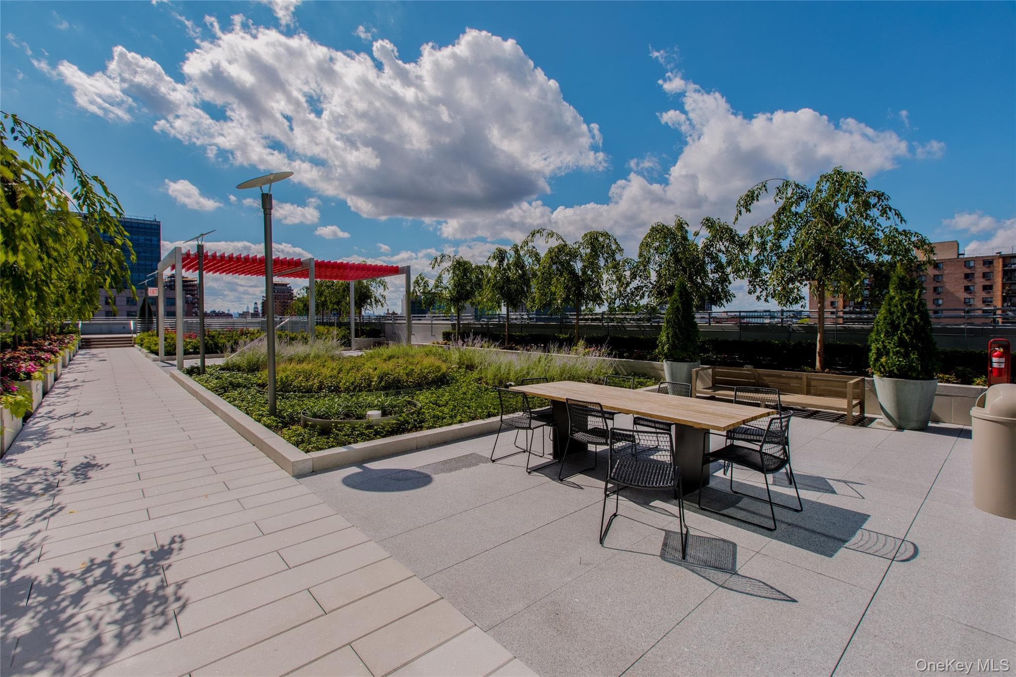 13835 39th Avenue Unit: 4B thumbnail 25