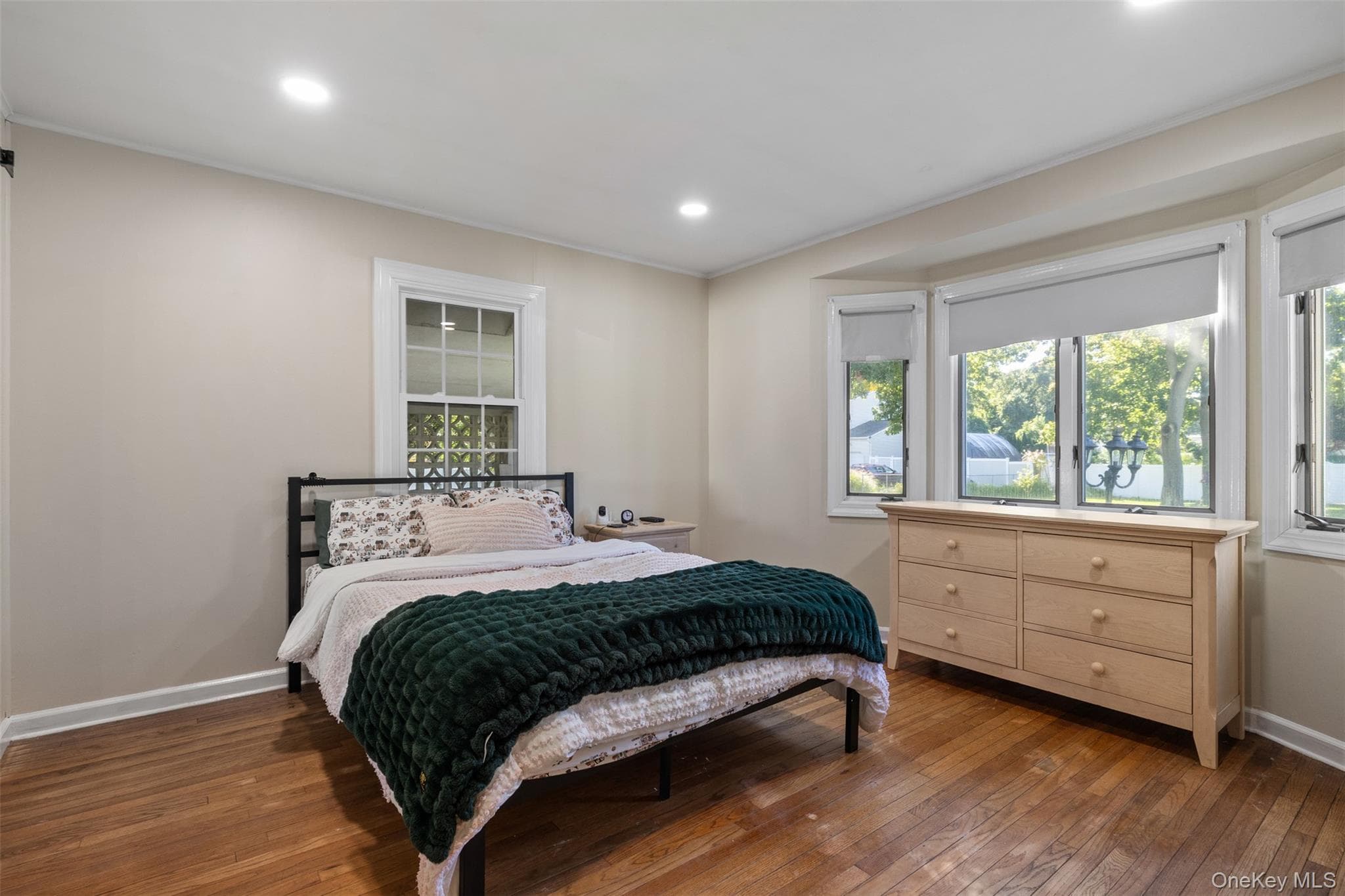 125 Carroll Avenue thumbnail 16