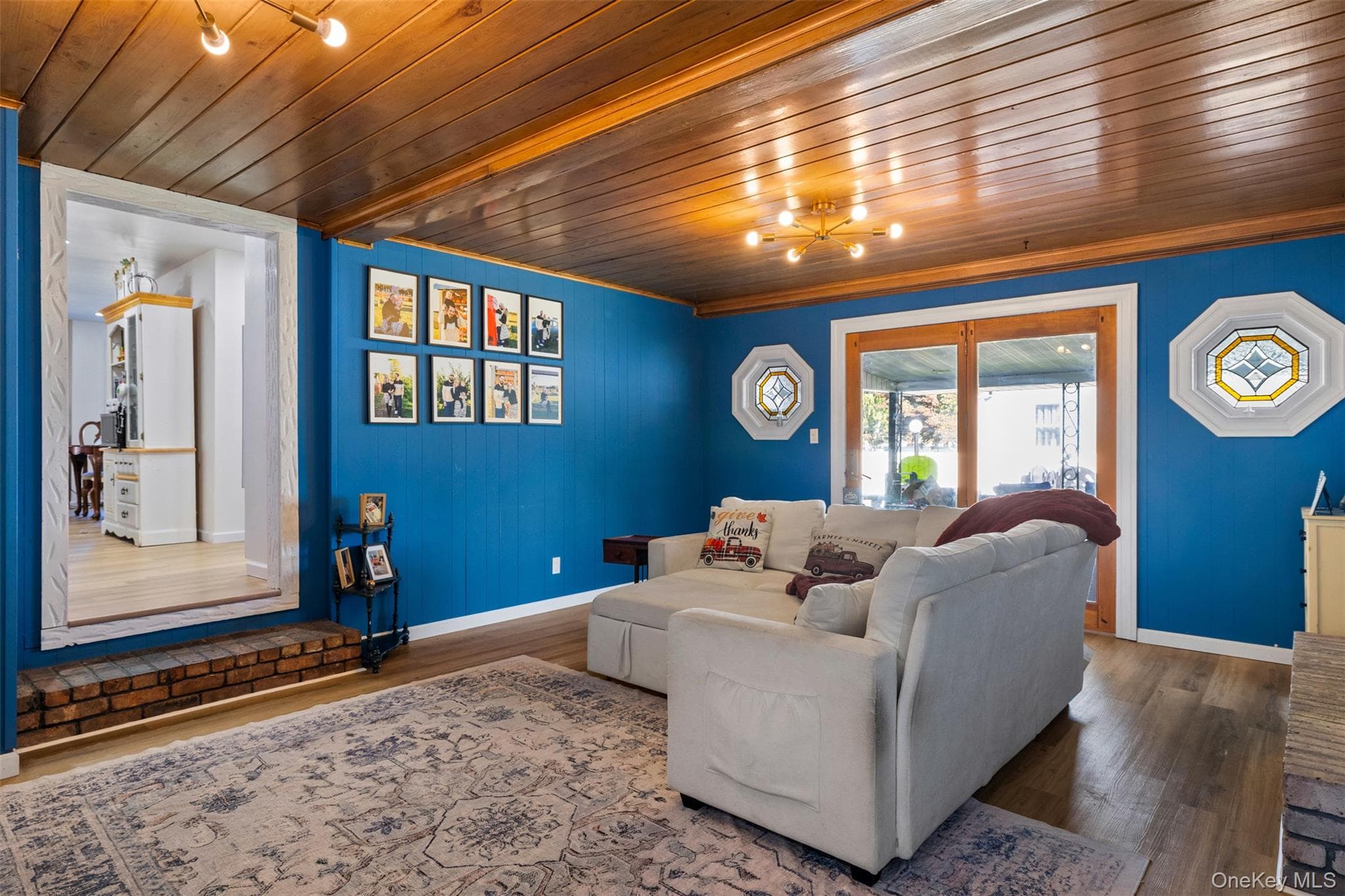 125 Carroll Avenue thumbnail 13