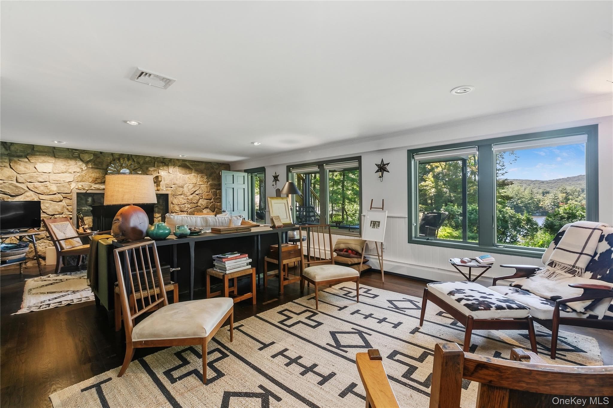 153 Sagamore Drive thumbnail 13