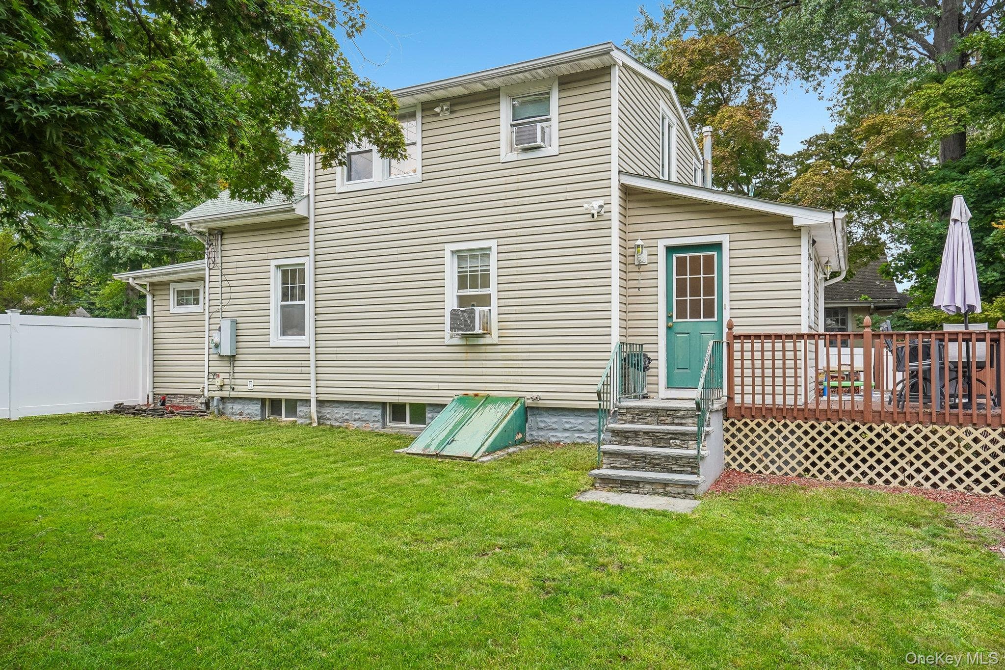 181 S Conger Avenue thumbnail 26