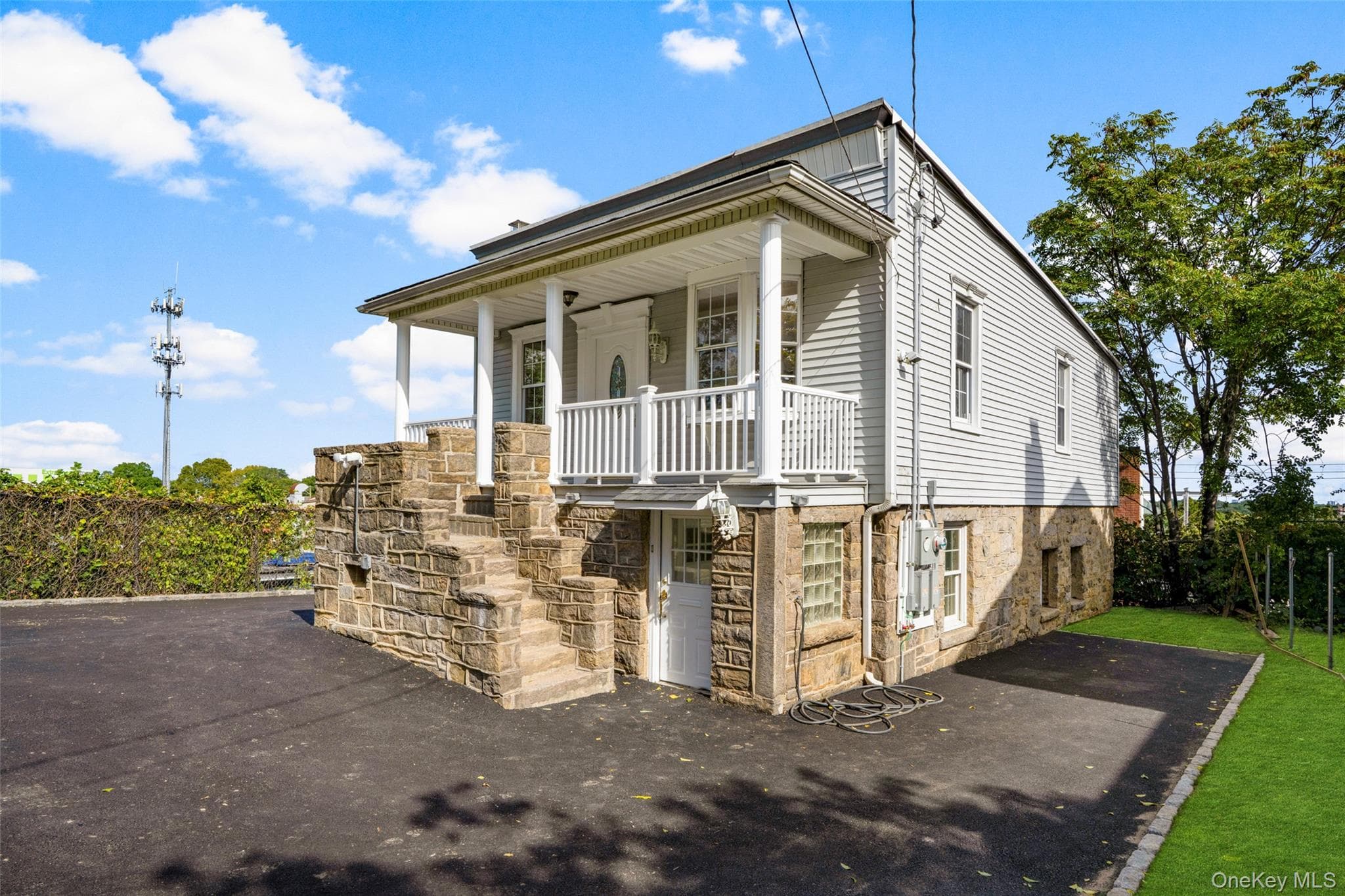 30 AKA 79 Cerone Avenue photo 1