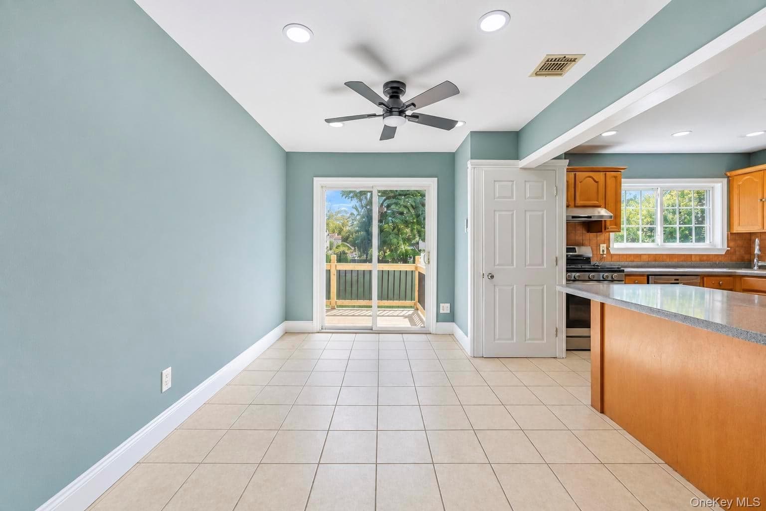 16 Berkeley Avenue thumbnail 13