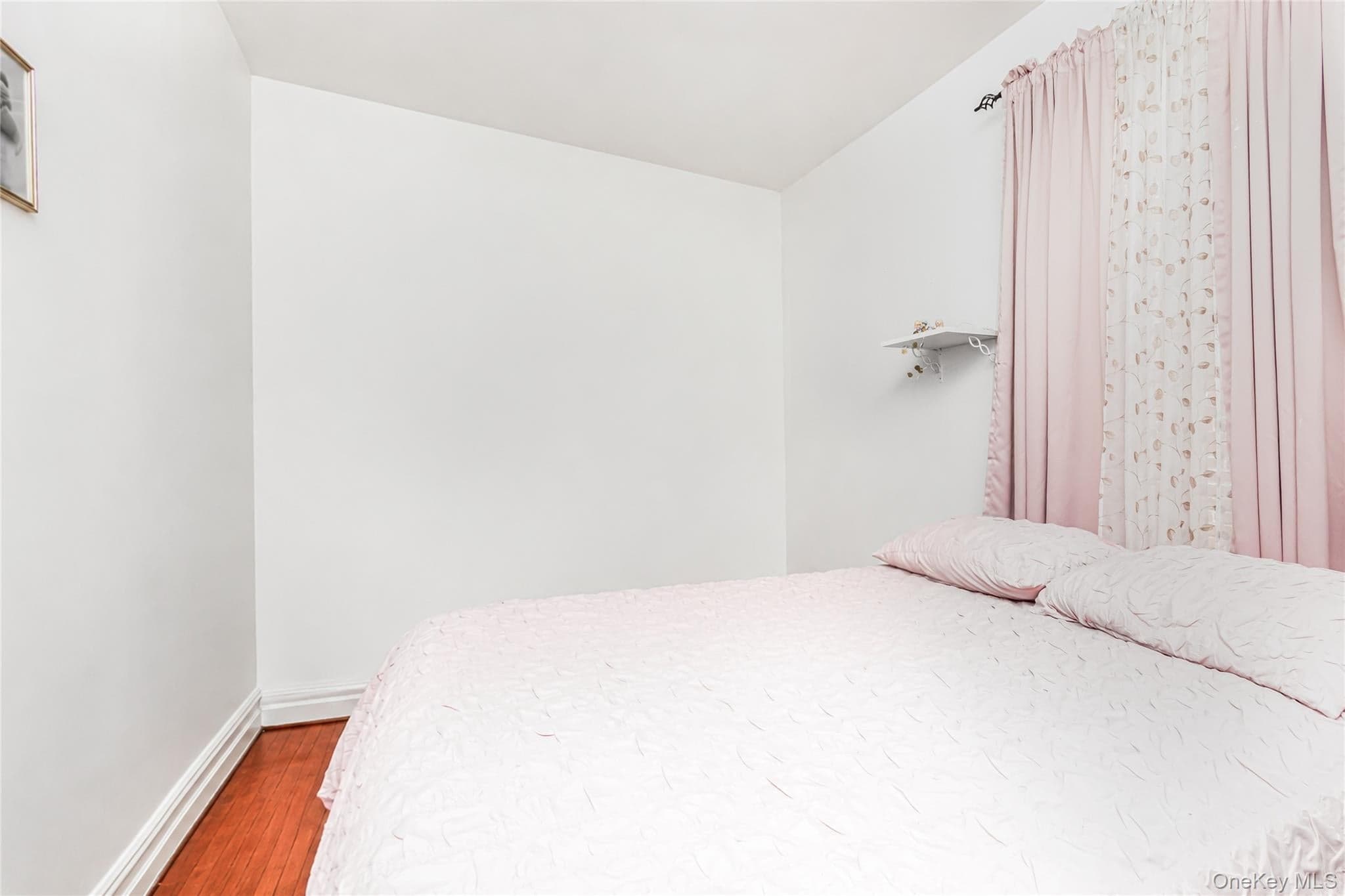 269 Swinton Avenue thumbnail 17