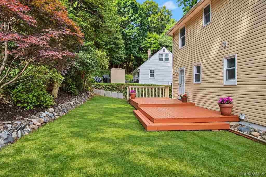 81 Snowden Avenue thumbnail 35