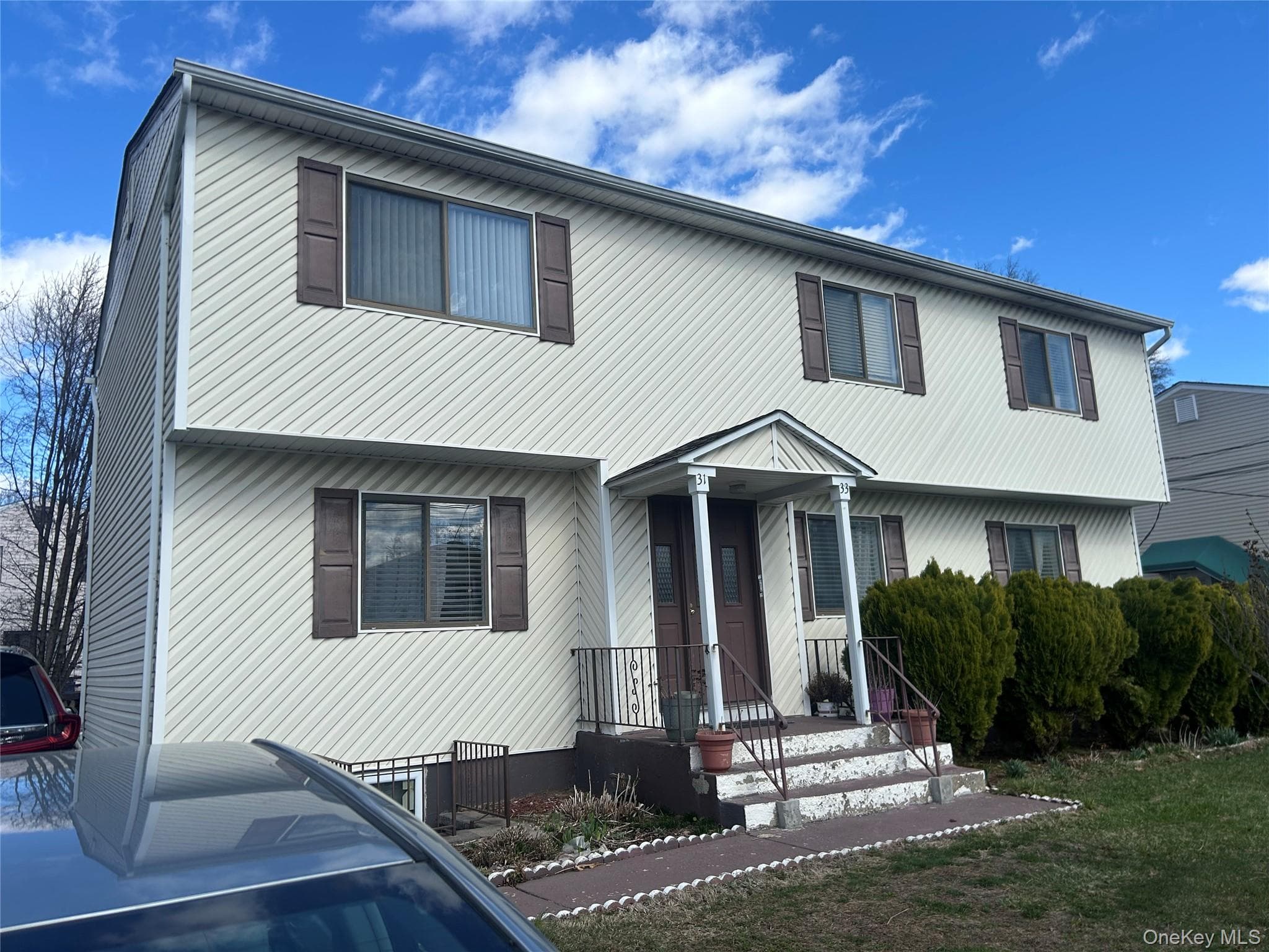31-33 Gerow Avenue thumbnail 2