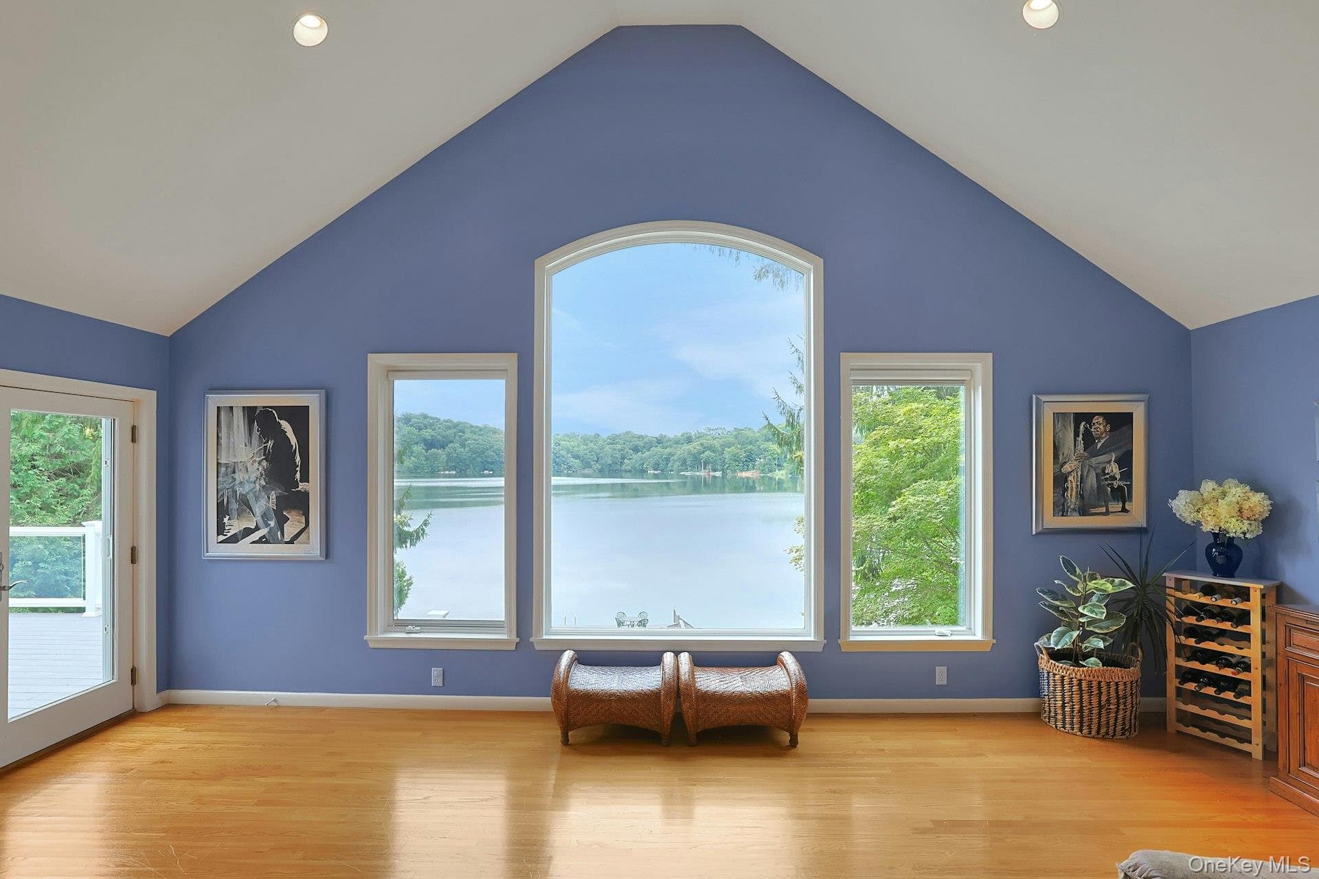 11 Lakeside Road thumbnail 8