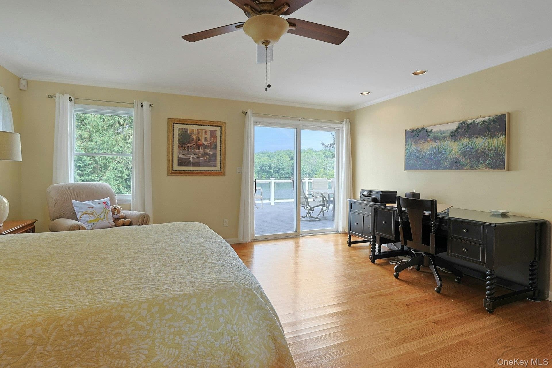 11 Lakeside Road thumbnail 21