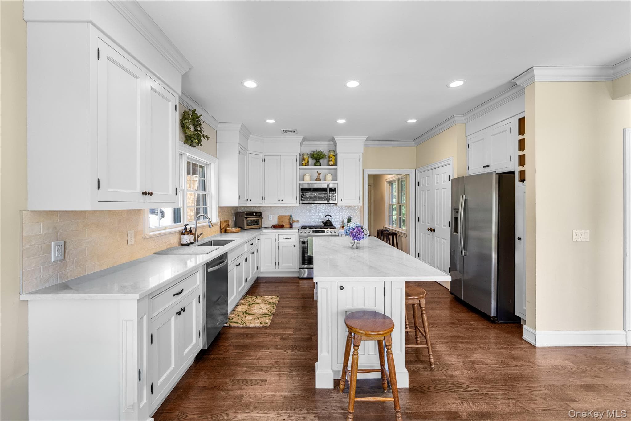66 Woodlawn Avenue thumbnail 12