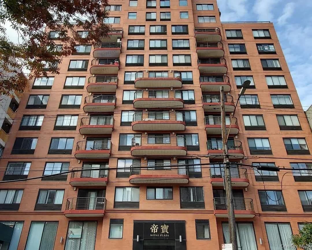 13235 41st Road Unit: 12A, Flushing