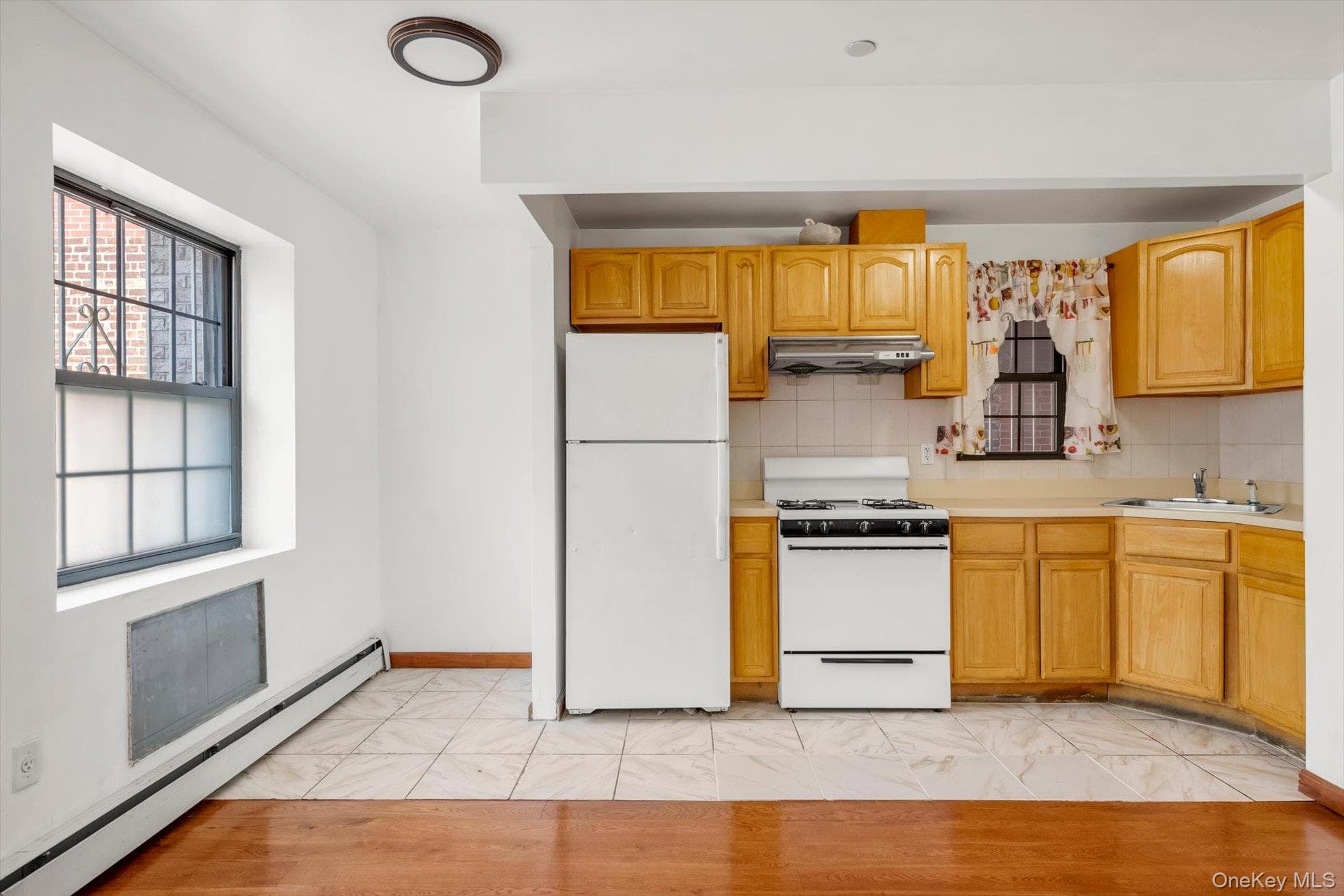9705 50th Avenue Unit: 1B thumbnail 10