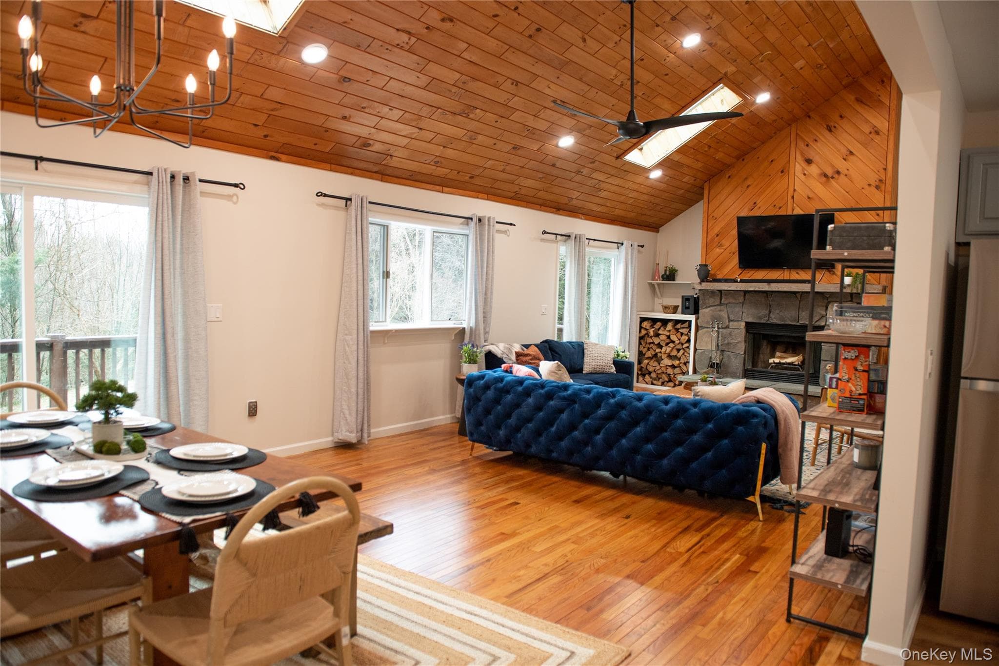 1270 Roaring Brook Lane thumbnail 7