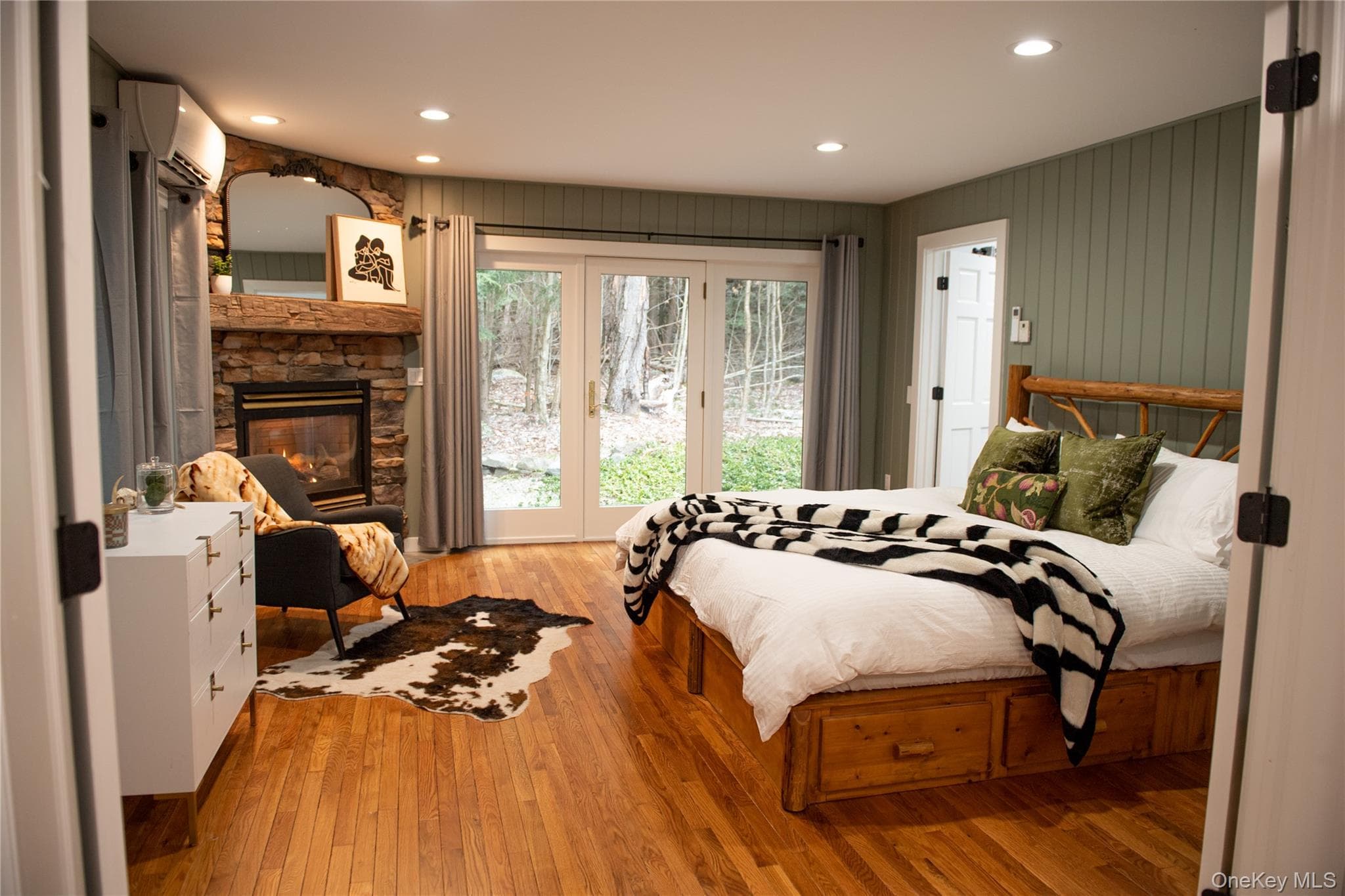 1270 Roaring Brook Lane thumbnail 14