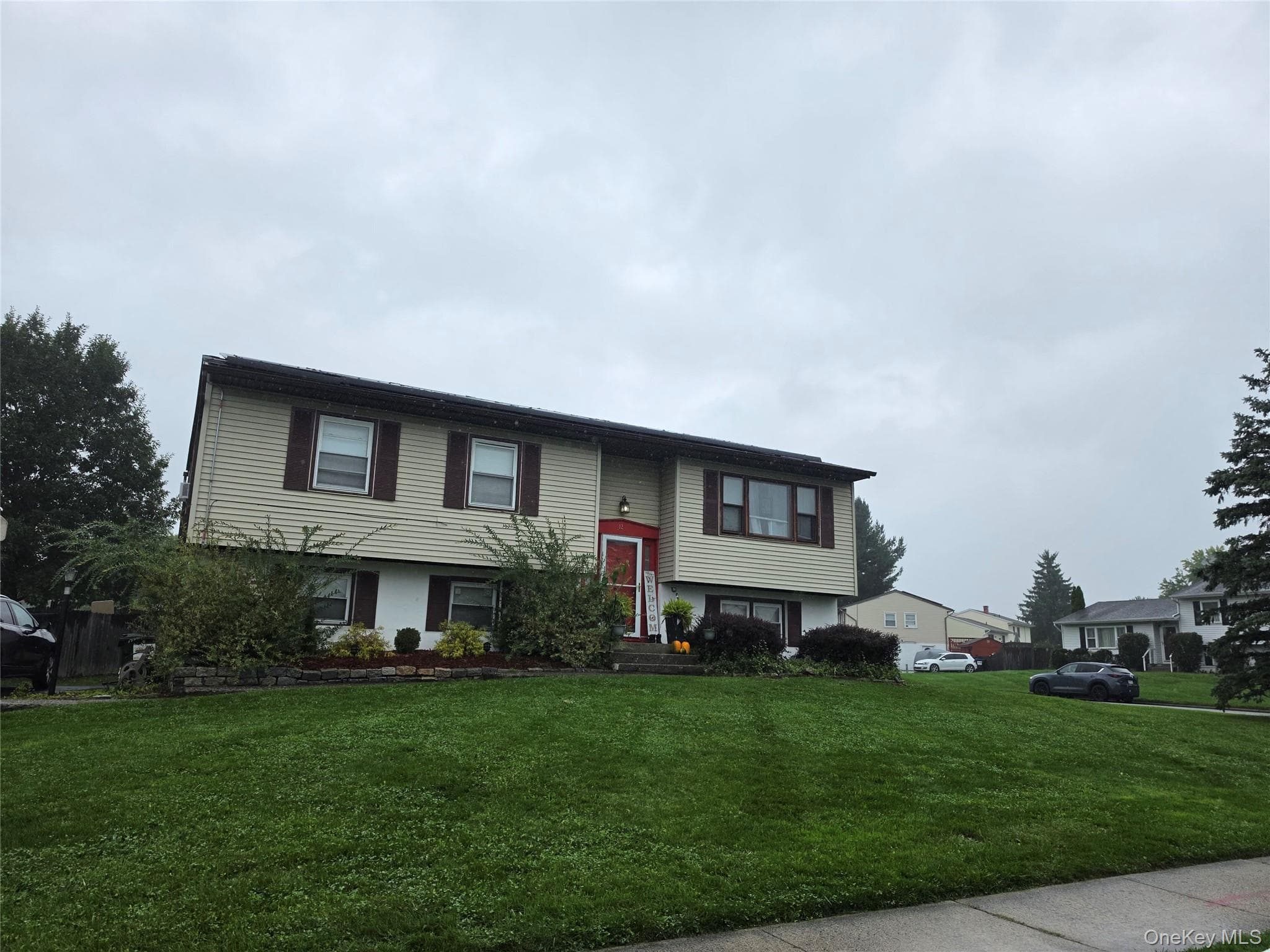 12 Winchester Way, Washingtonville
